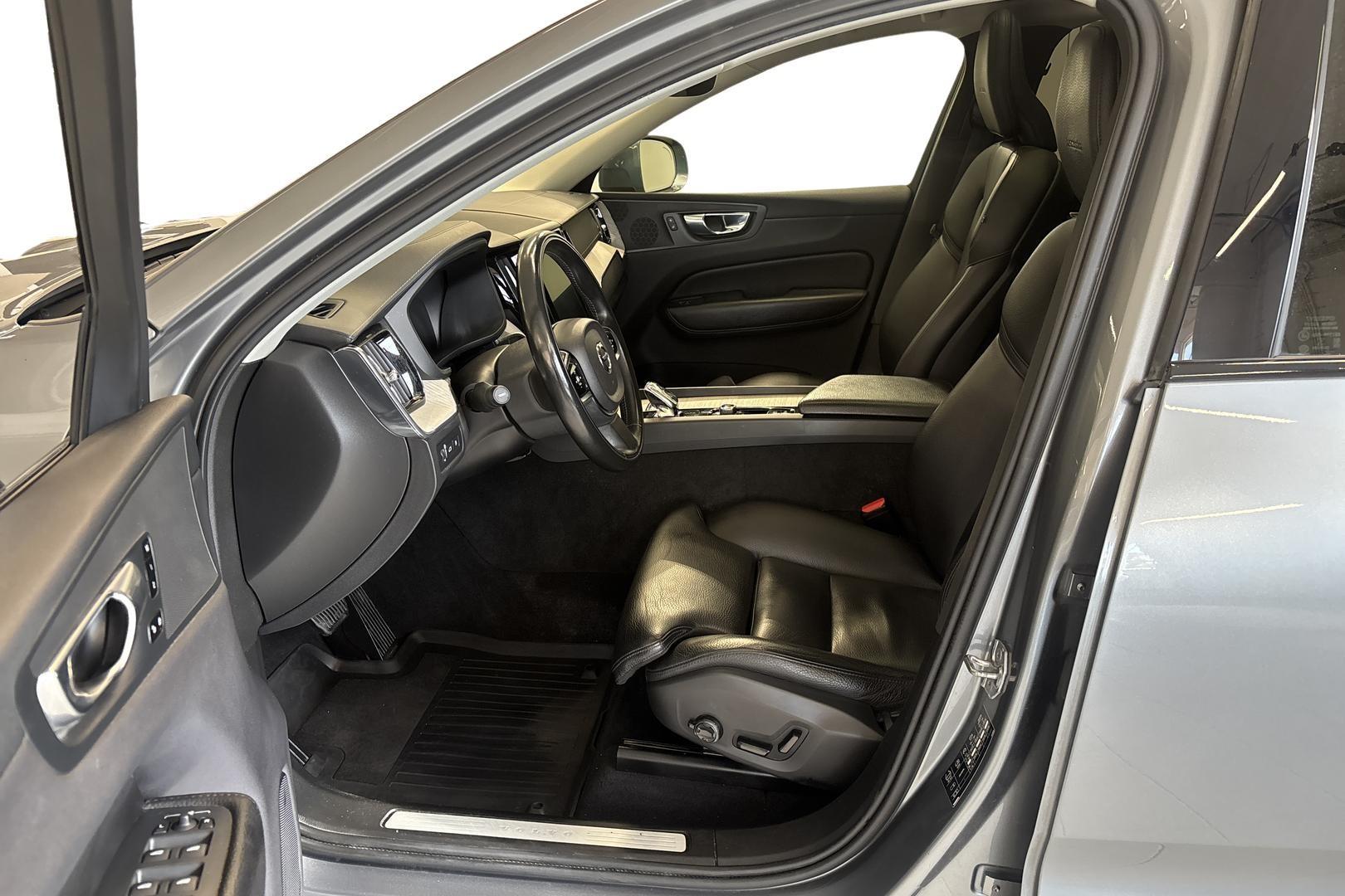 Volvo XC60 7