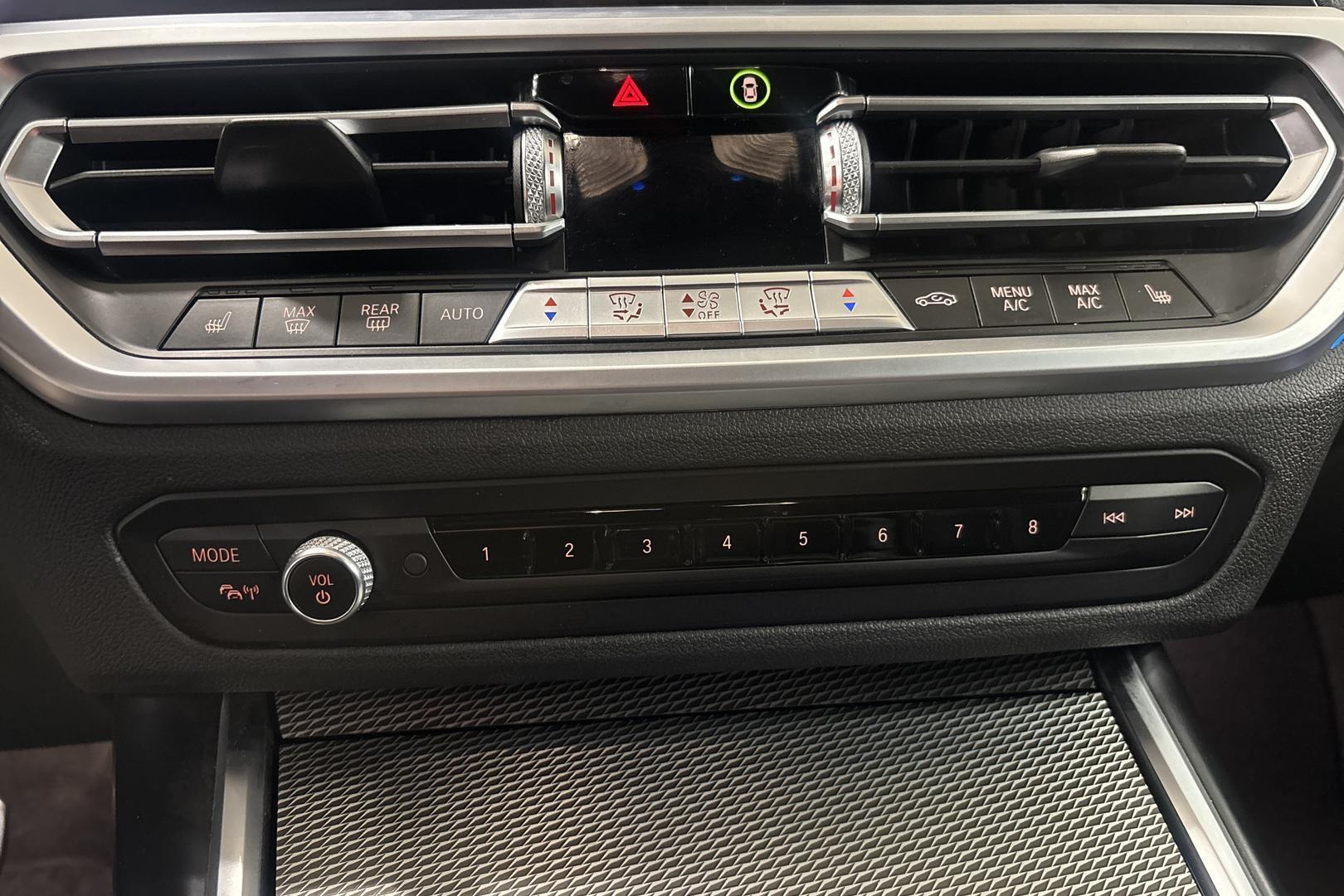 BMW 330 2021