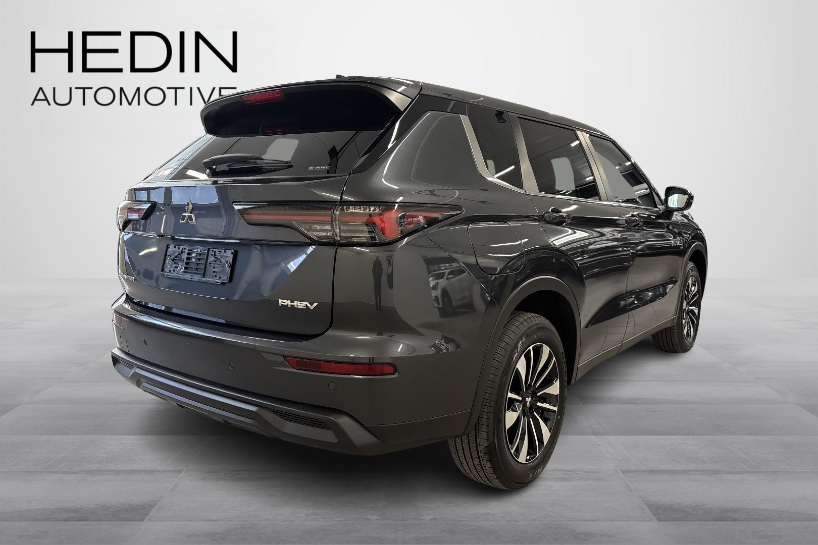 Mitsubishi Outlander 2025