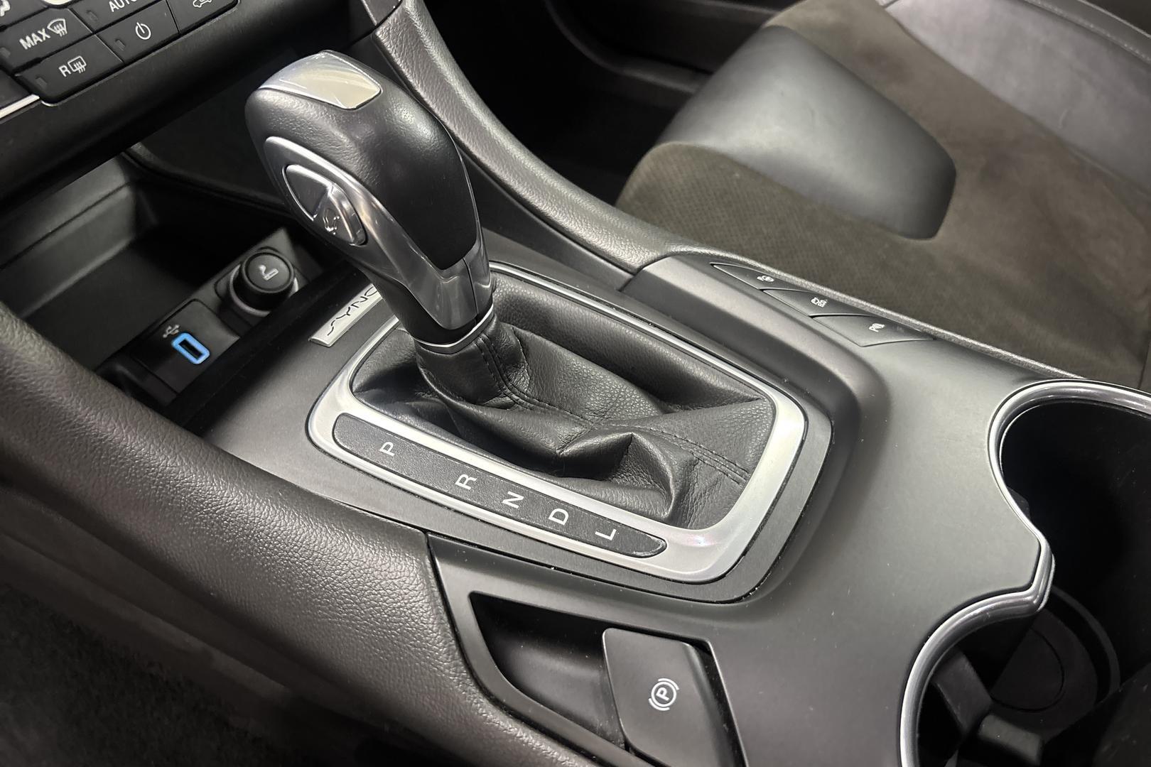 FORD MONDEO 2019
