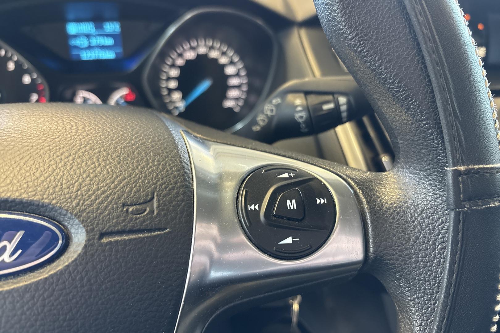 Ford Focus 18