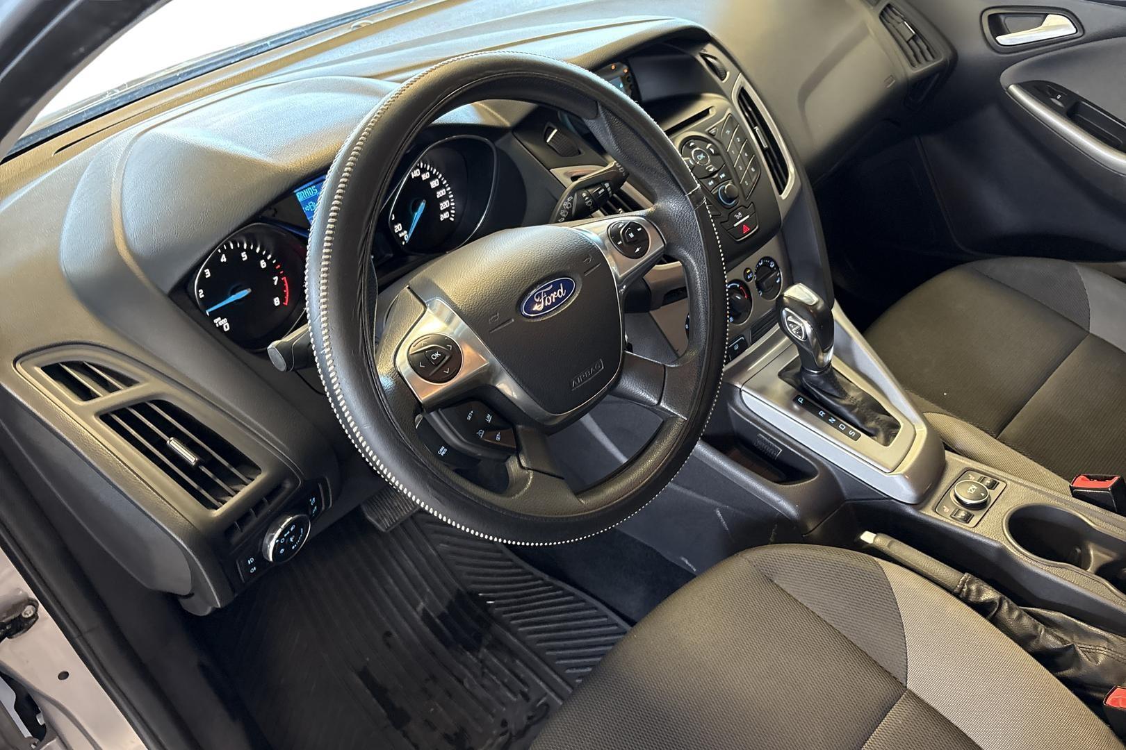Ford Focus 7