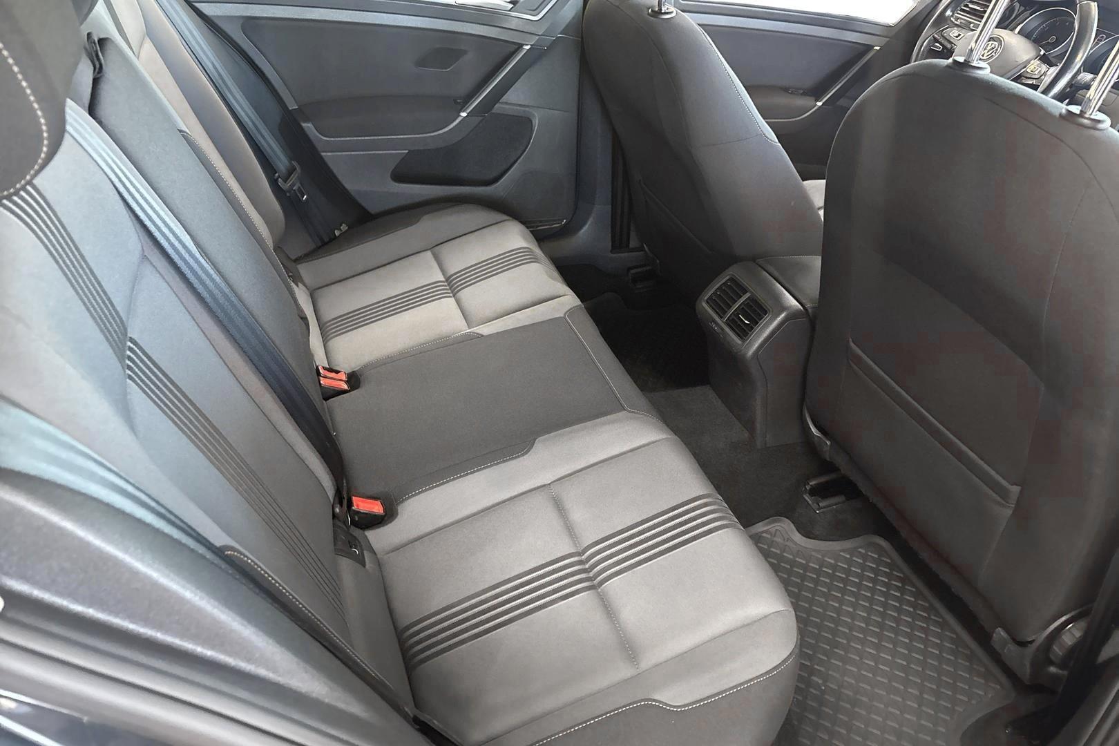 Volkswagen Golf 2016