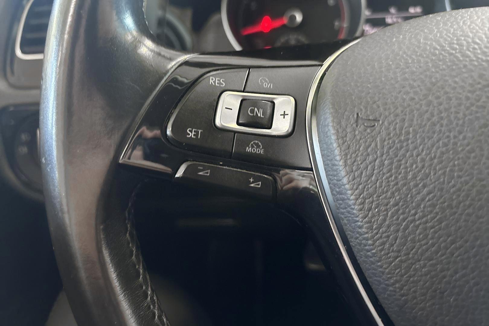 Volkswagen Golf 2016
