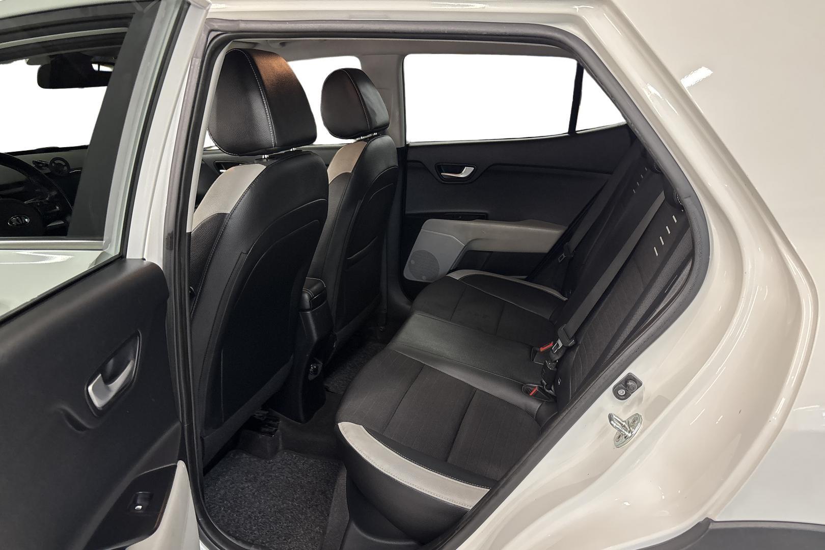 Kia Stonic 8