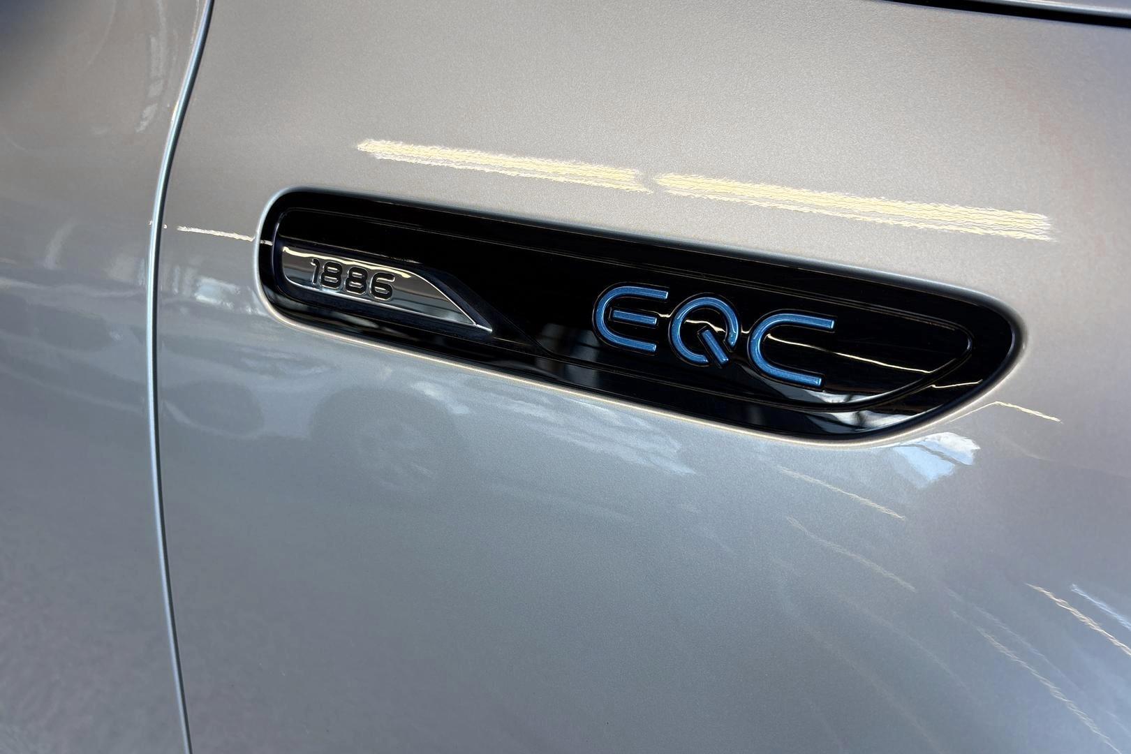 MERCEDES-BENZ EQC 2019