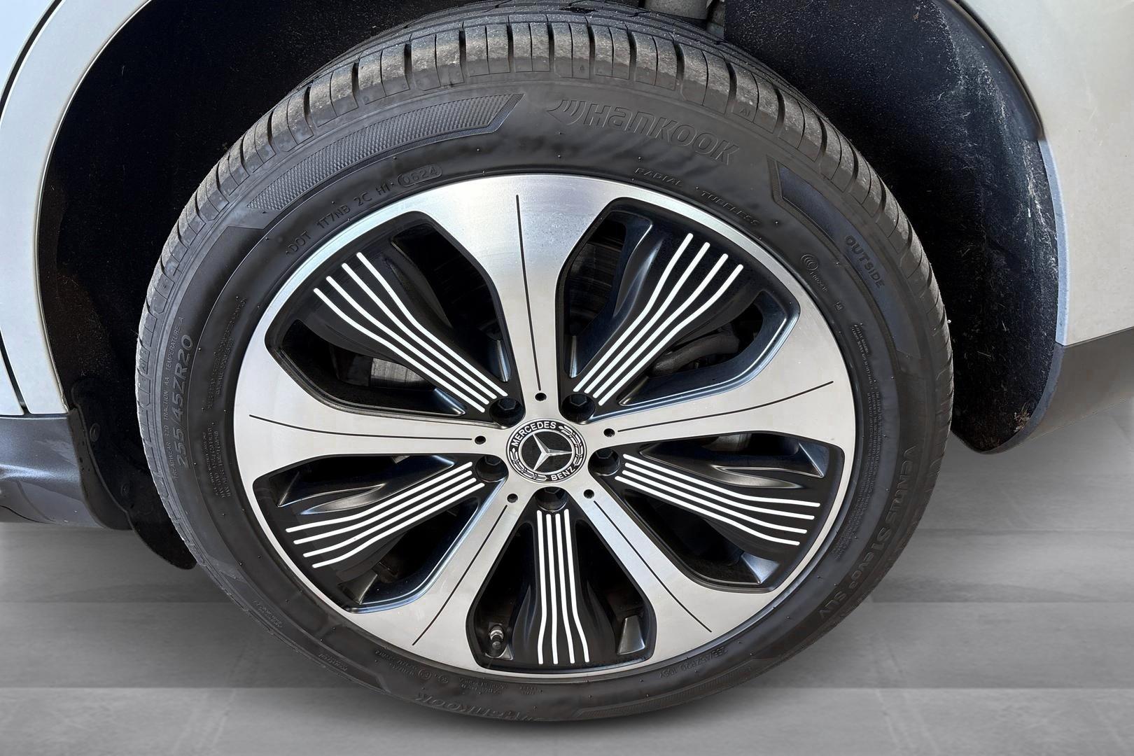 MERCEDES-BENZ EQC 2019