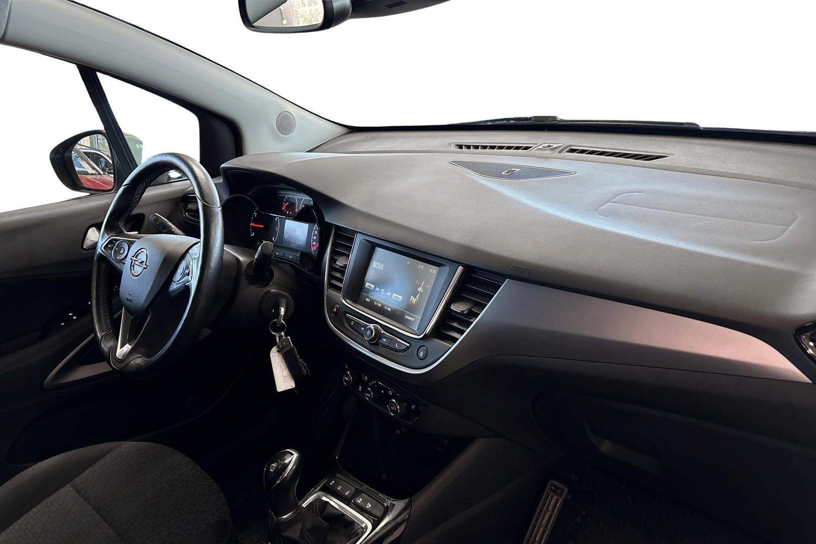 Opel Crossland X 2017