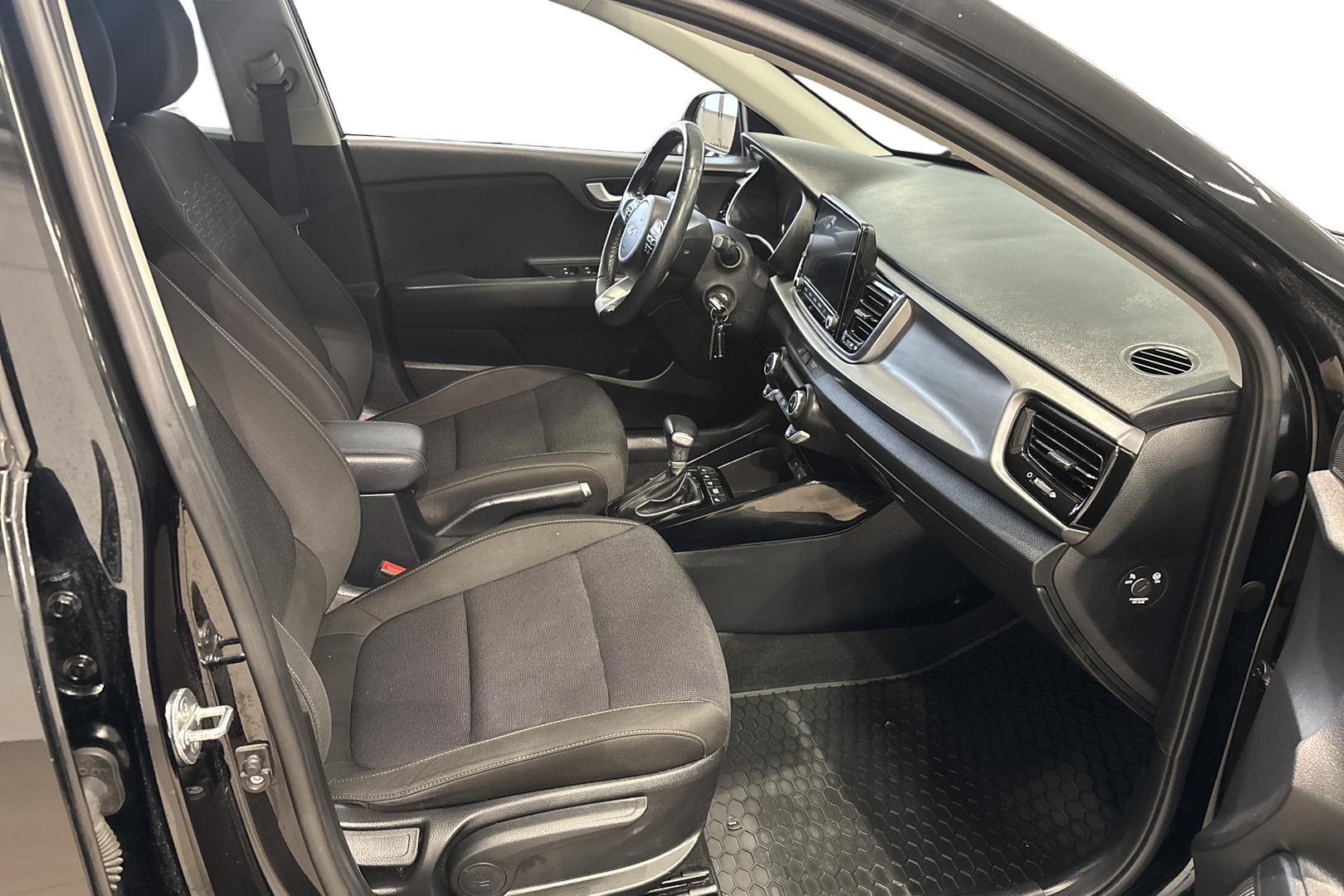 Kia Rio 11