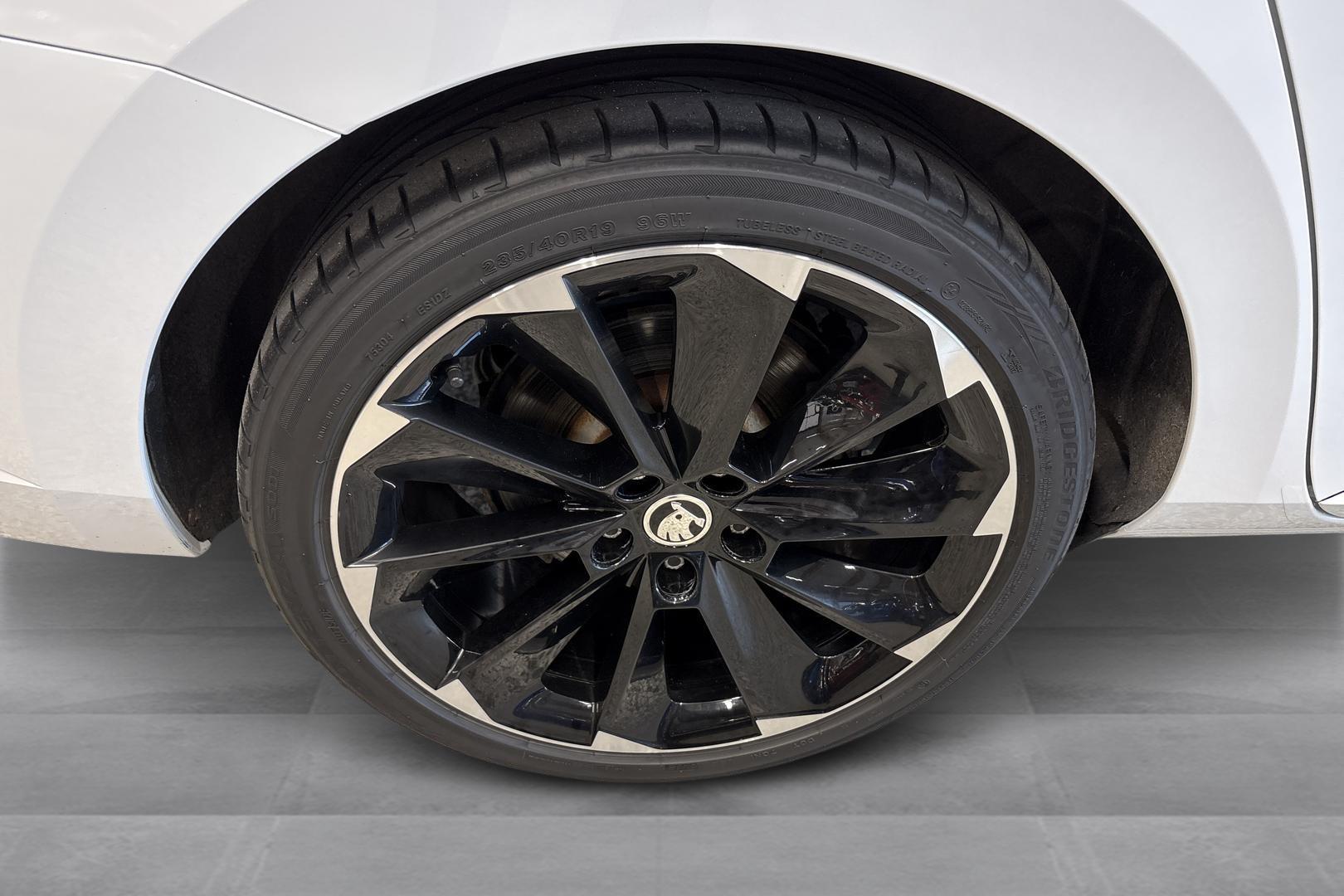 SKODA SUPERB 2020