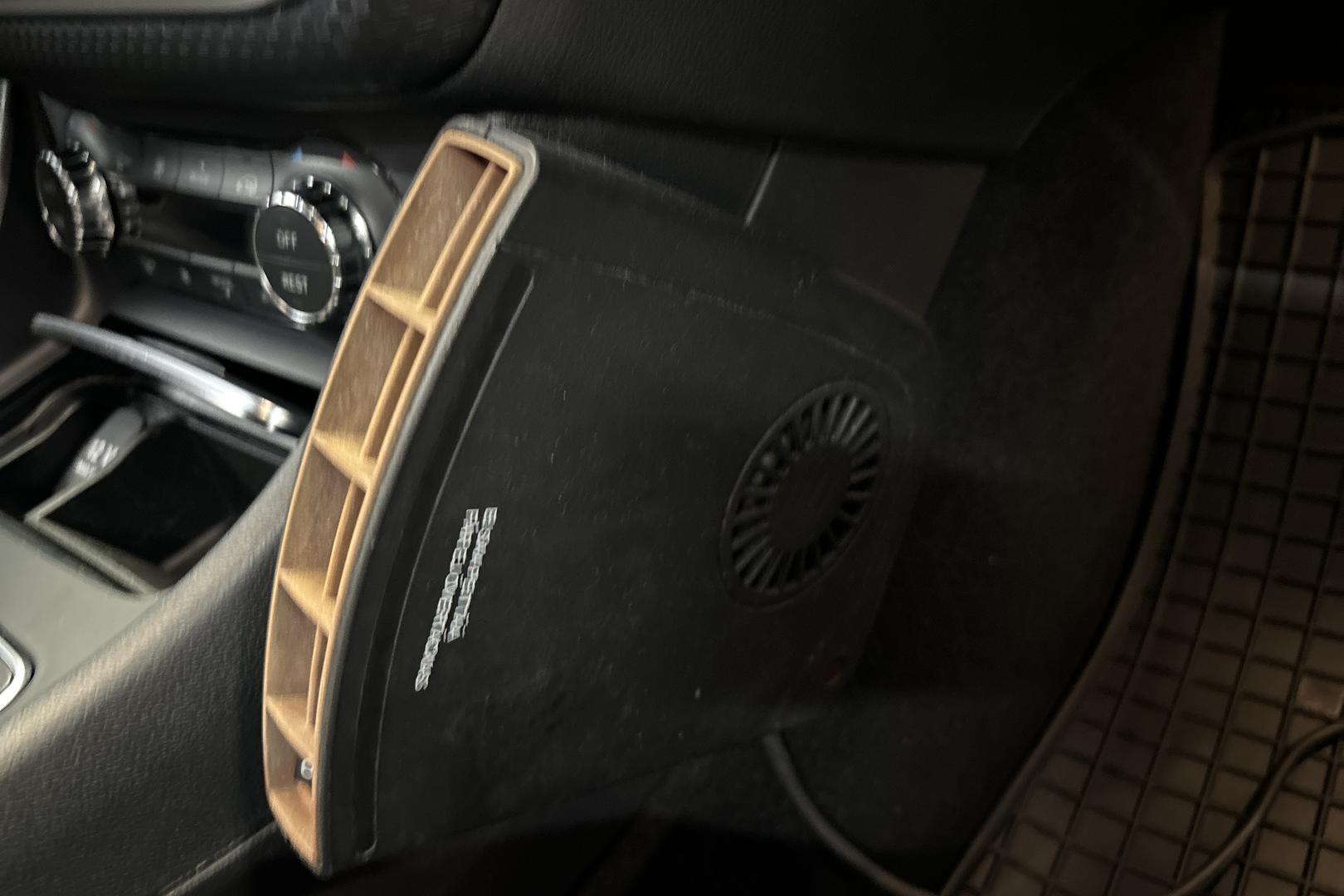 MERCEDES-BENZ A 2016