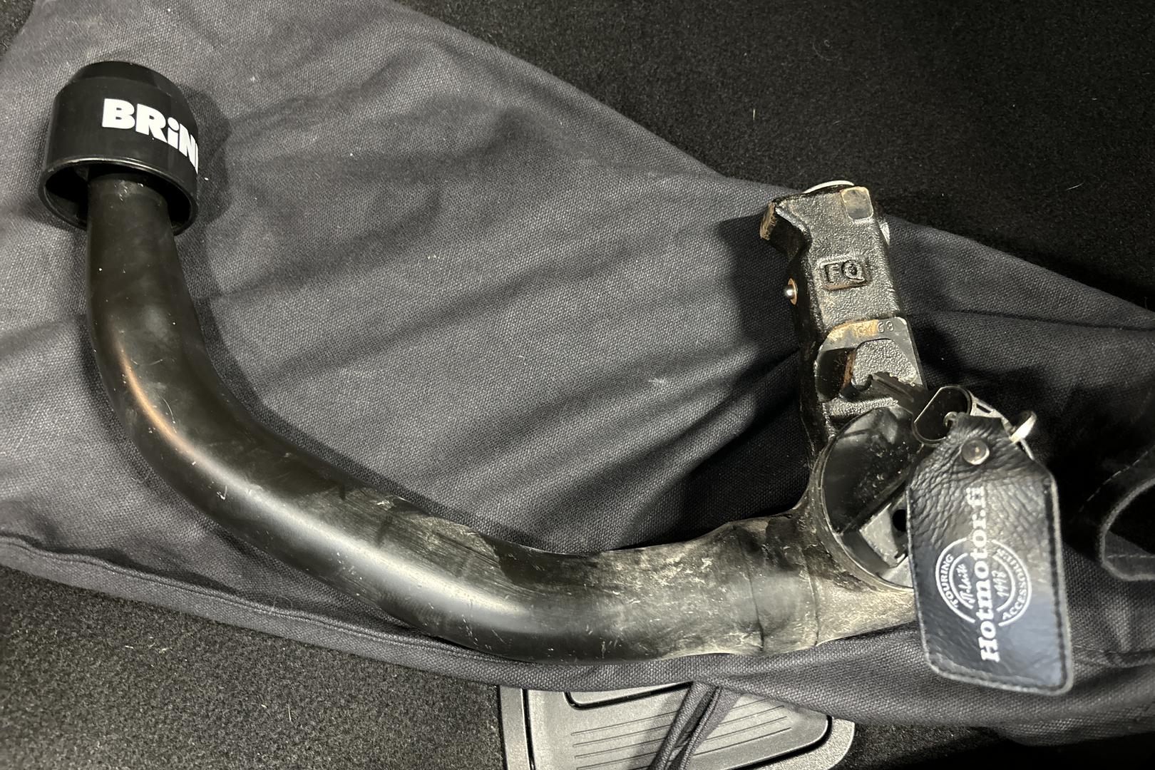 MERCEDES-BENZ A 2016