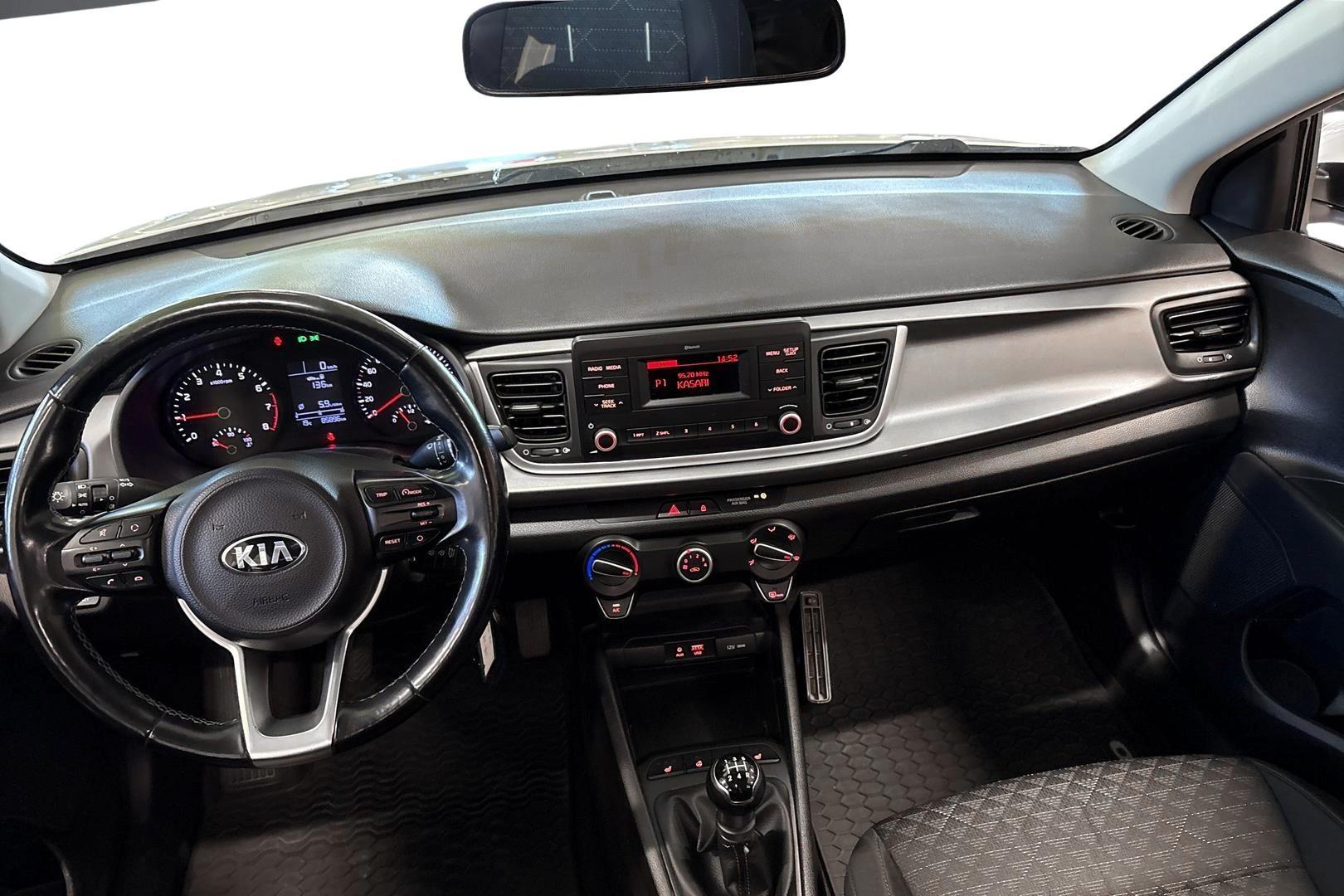 Kia Rio 8