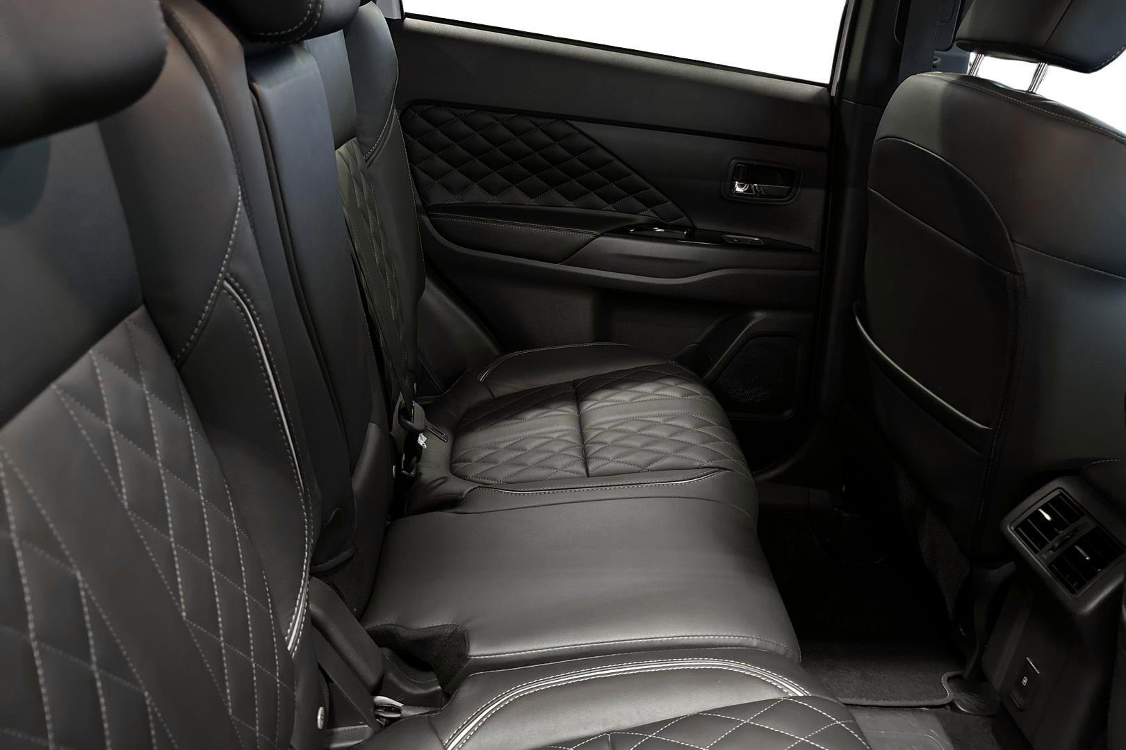 Mitsubishi Outlander PHEV 2021