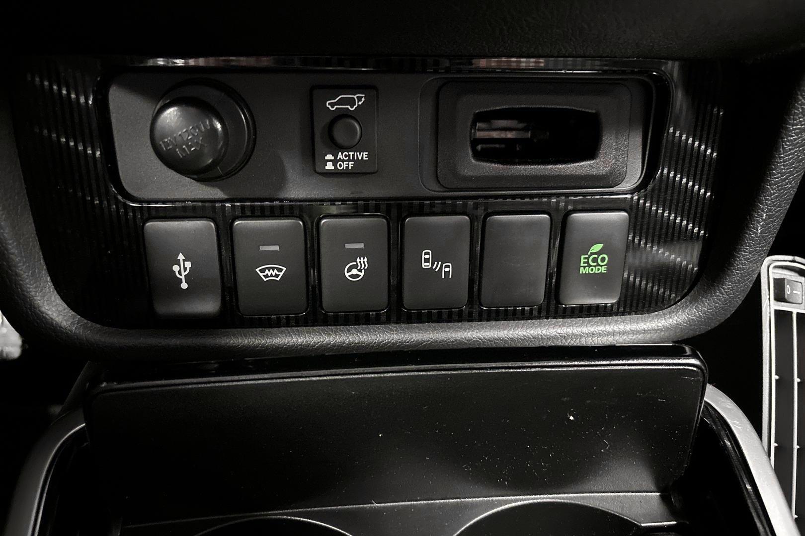 Mitsubishi Outlander PHEV 2021