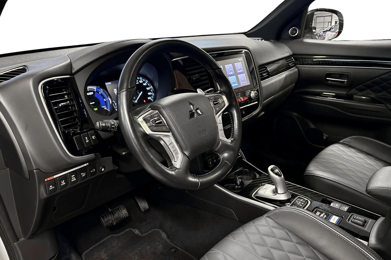 Mitsubishi Outlander PHEV 2021