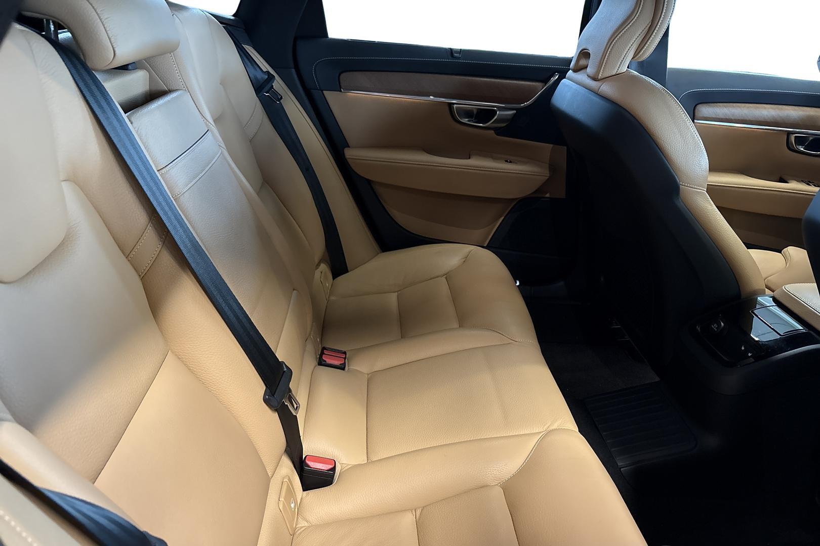 VOLVO V90 2020