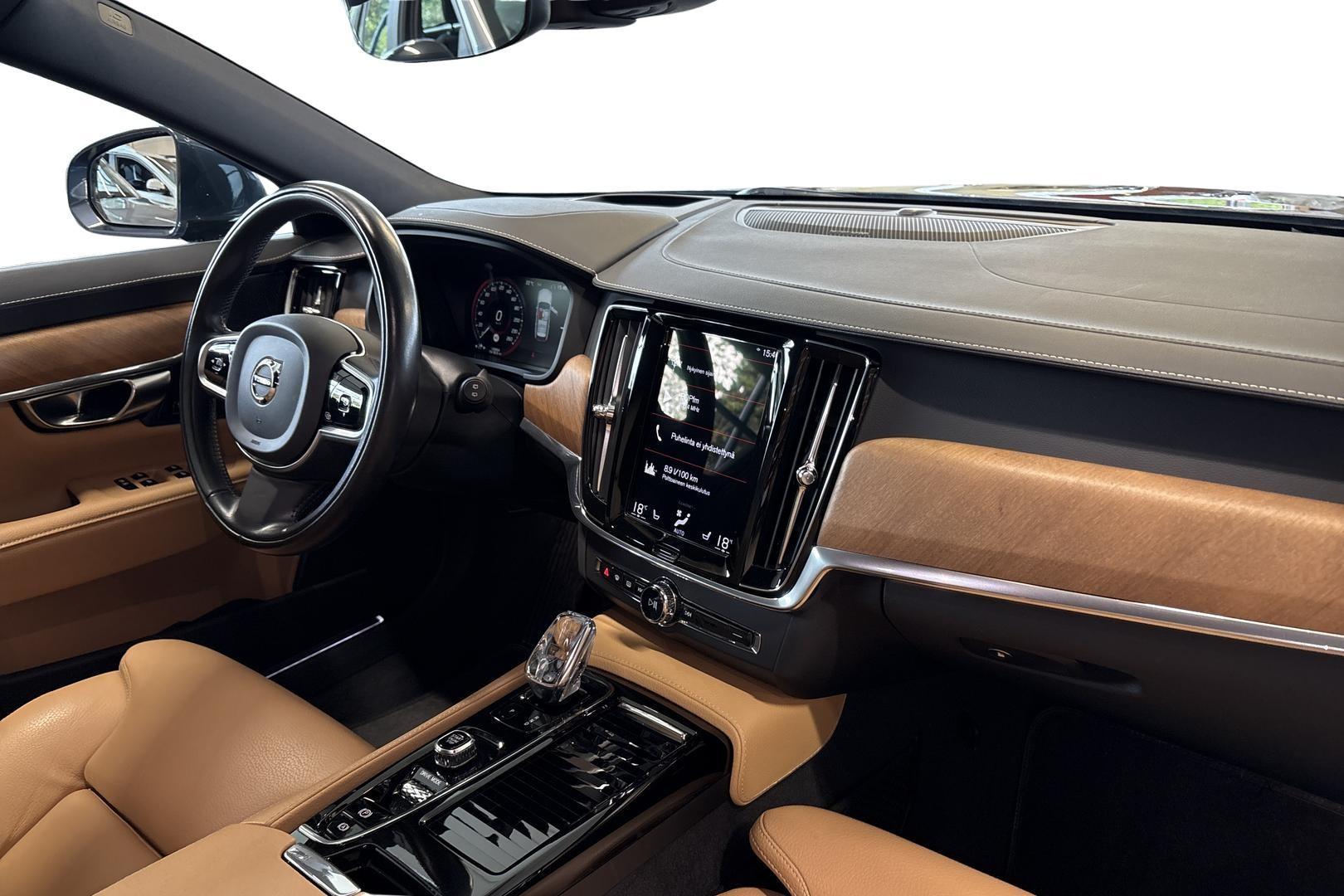 VOLVO V90 2020