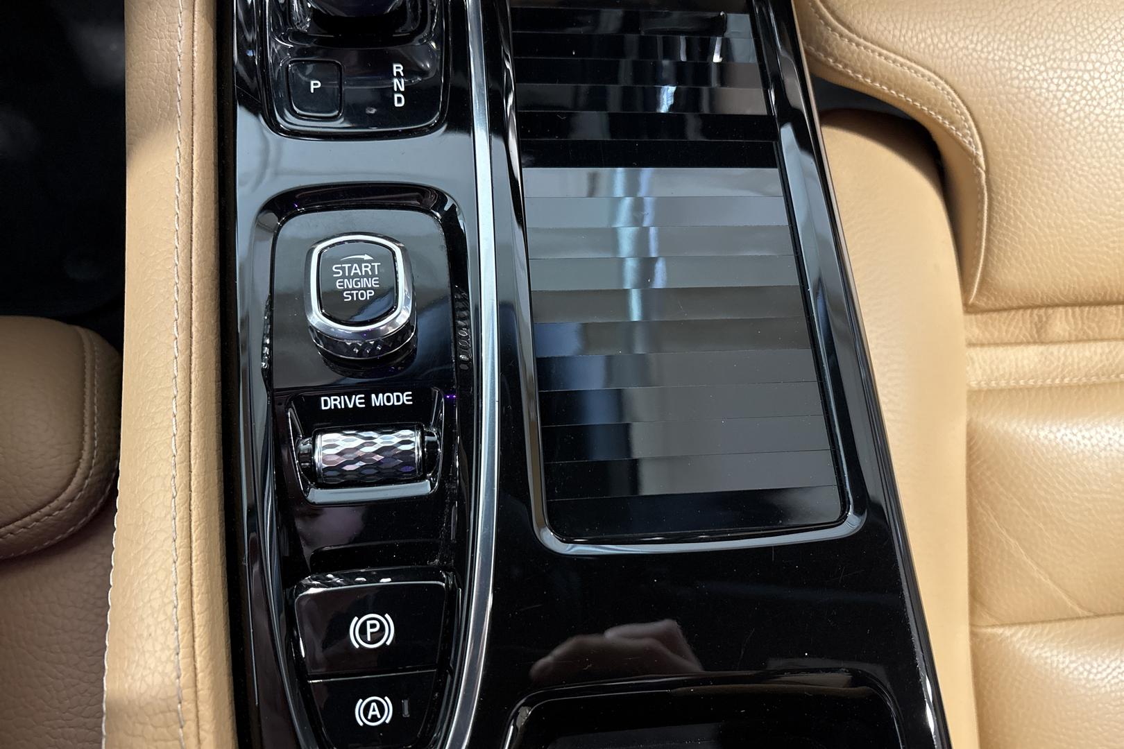 VOLVO V90 2020