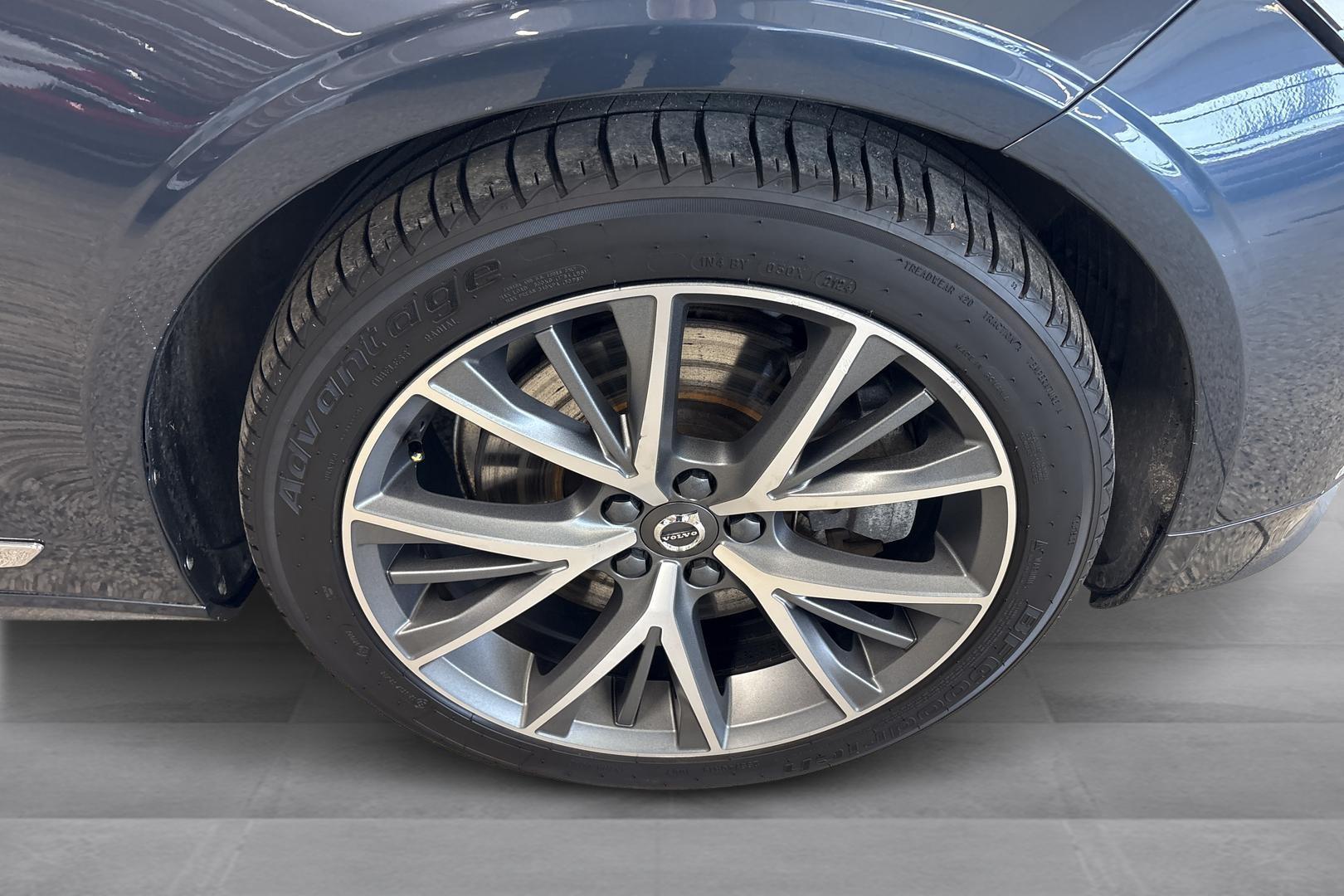 VOLVO V90 2020