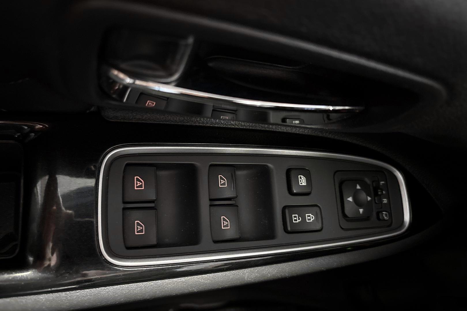 Mitsubishi Outlander PHEV 2020