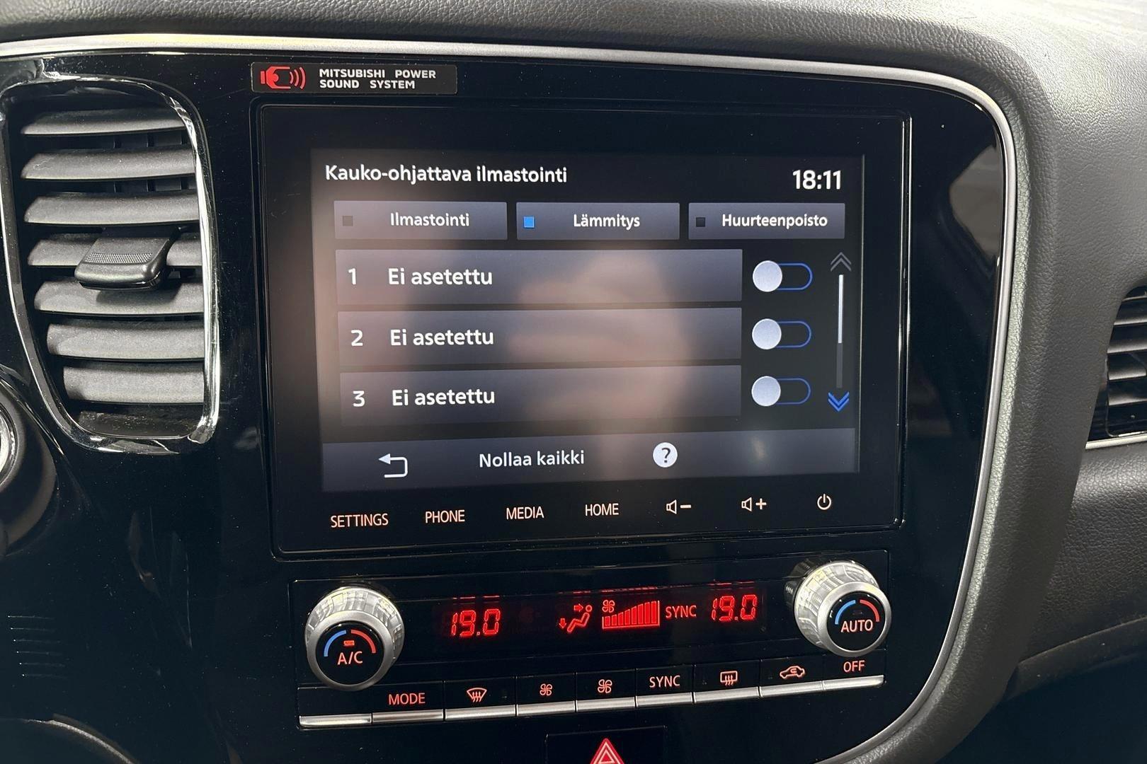 Mitsubishi Outlander PHEV 2020