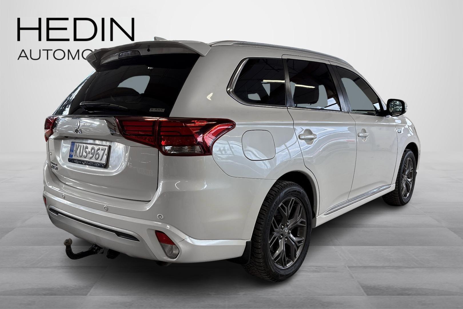 Mitsubishi Outlander PHEV 2020