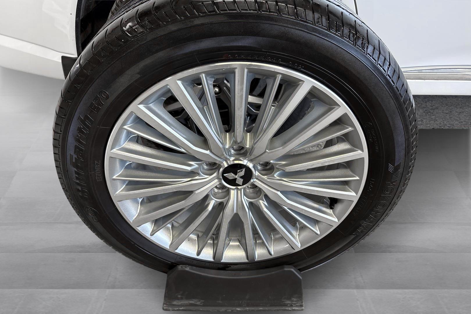 Mitsubishi Outlander PHEV 2020