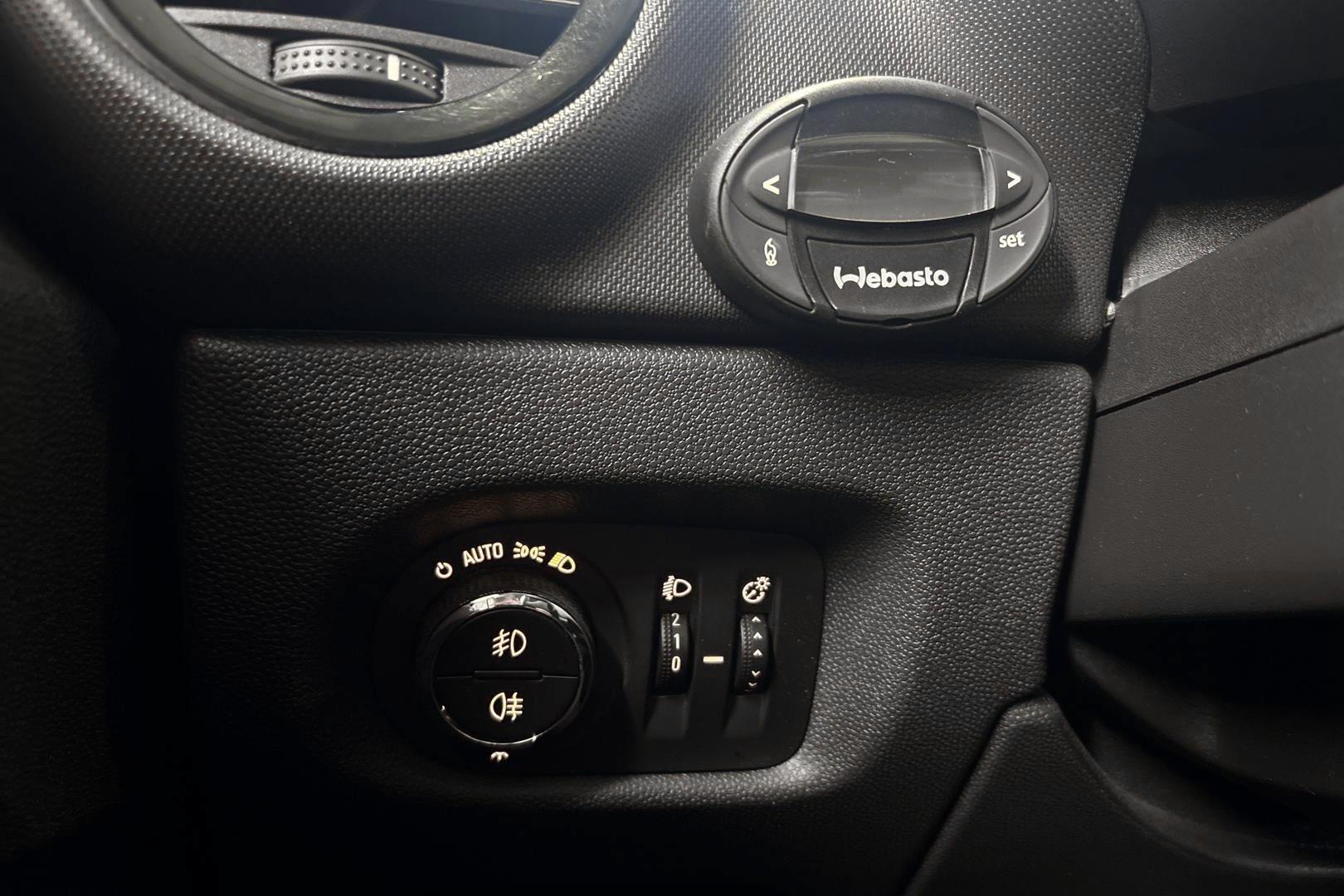 OPEL CORSA 2012