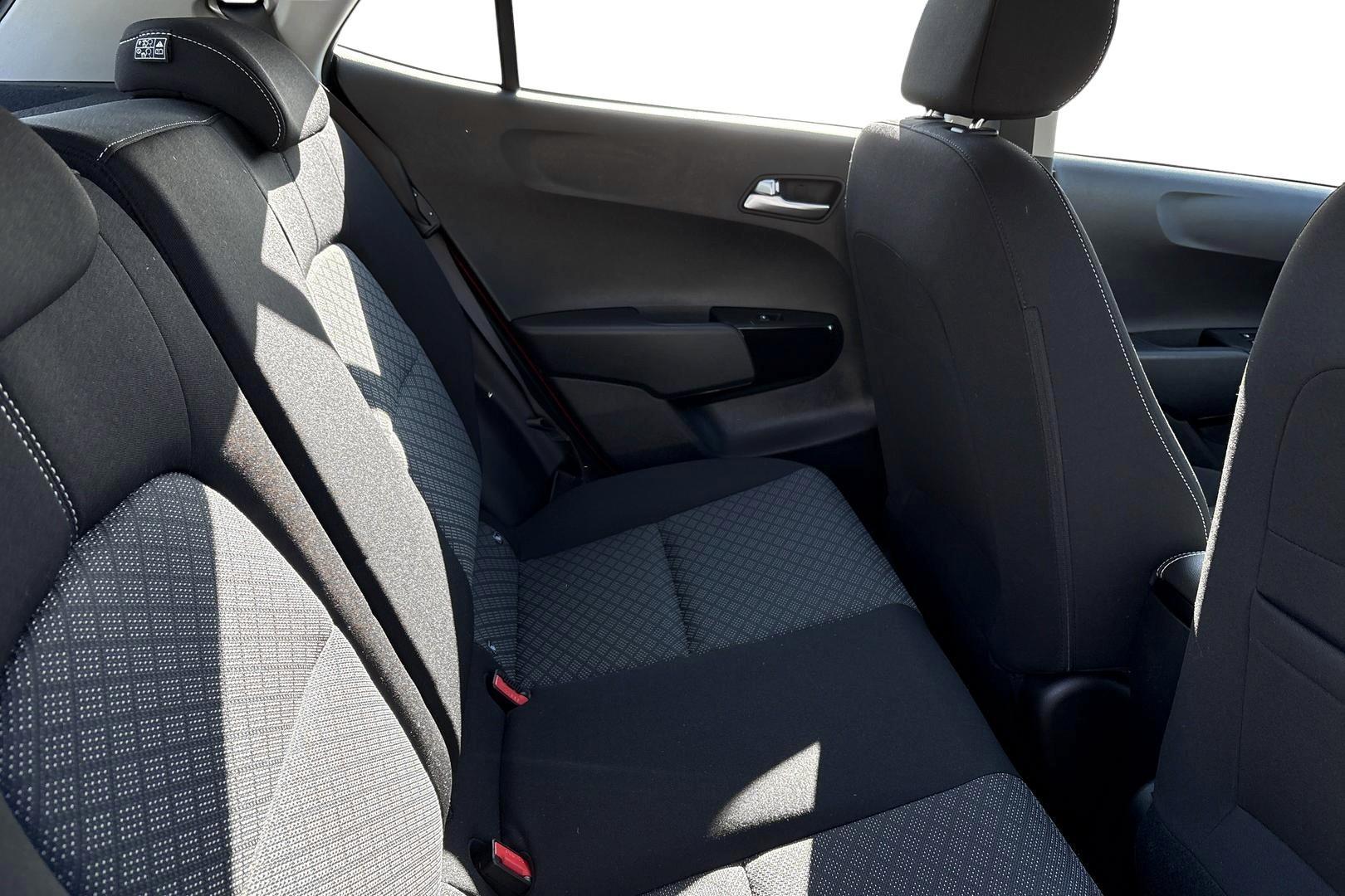 Kia Picanto 11