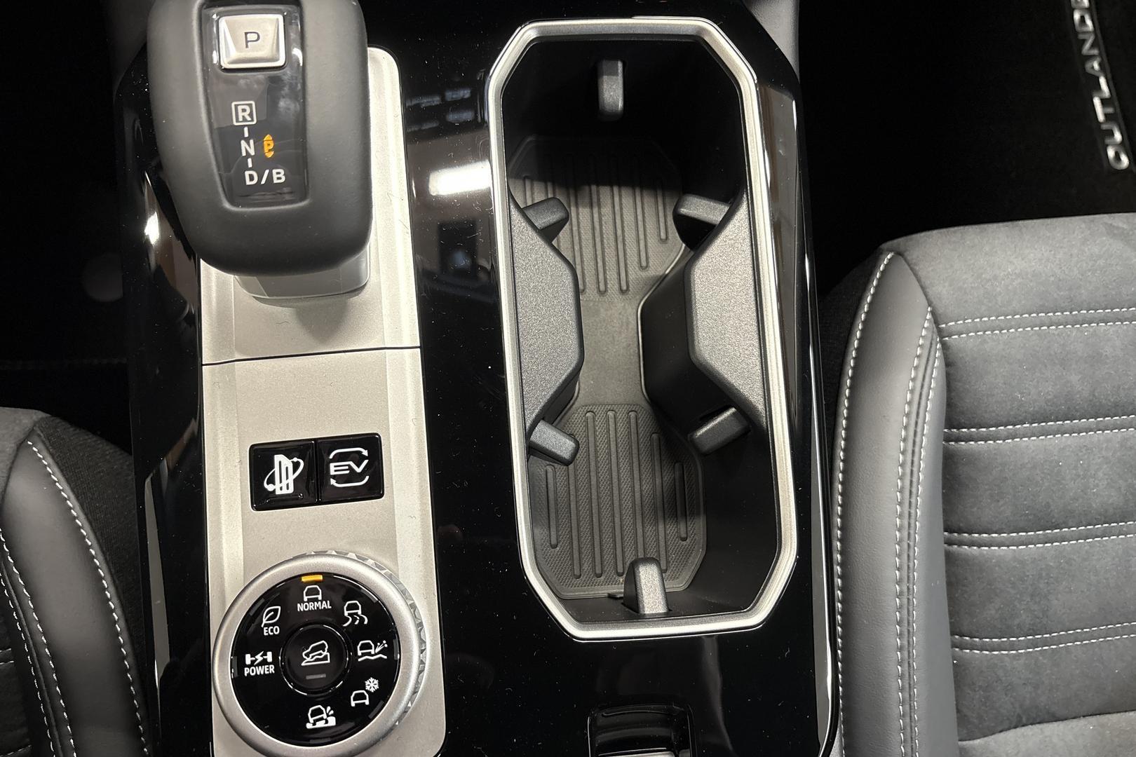 Mitsubishi Outlander 2026