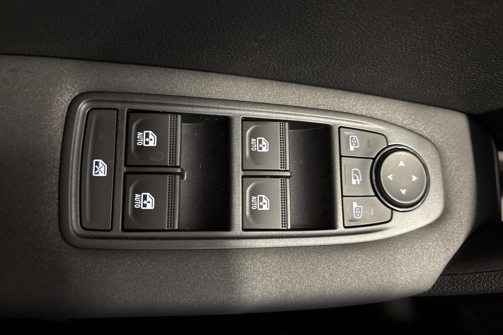 Mitsubishi Grandis 13