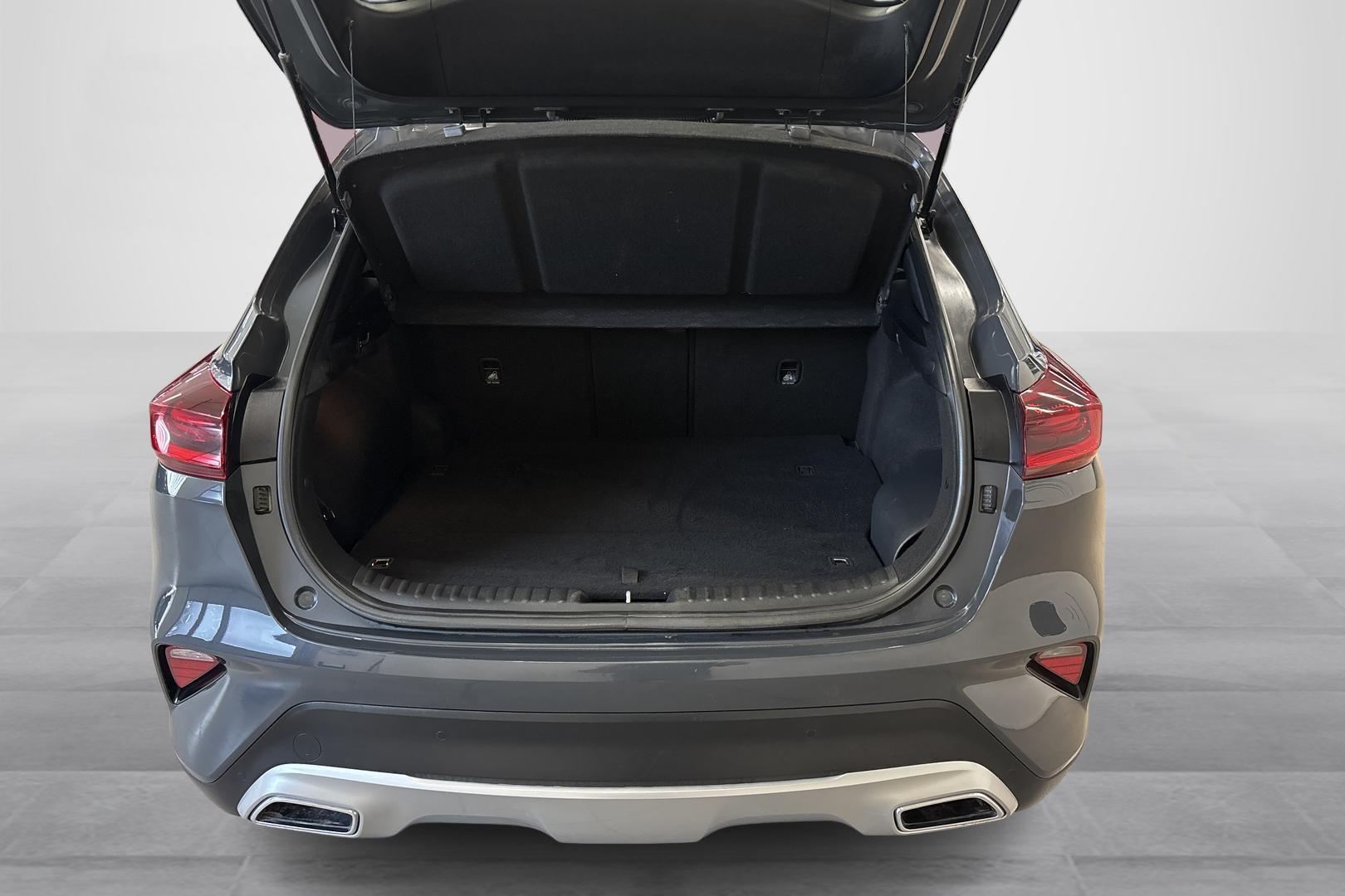 Kia XCeed 10