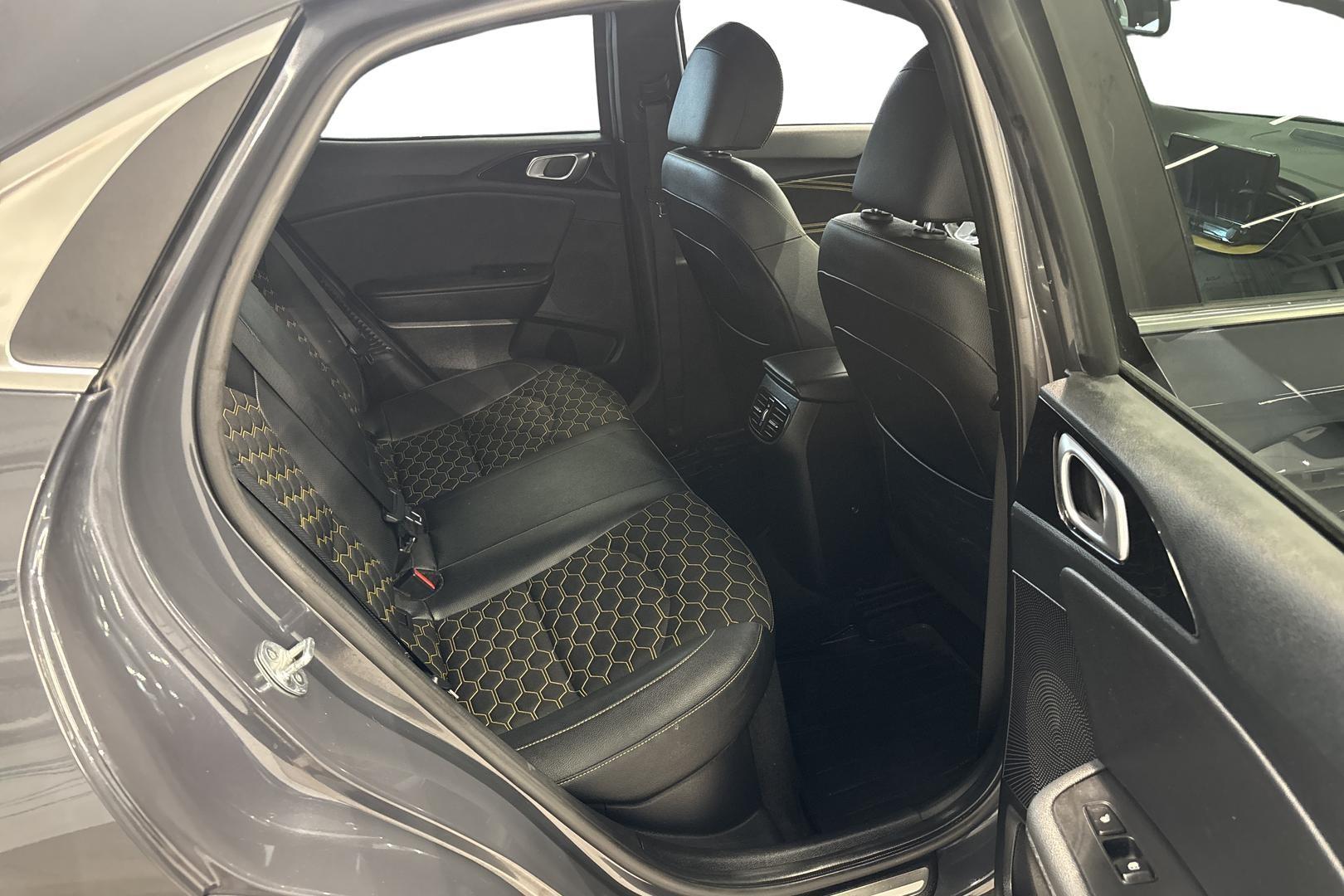 Kia XCeed 11