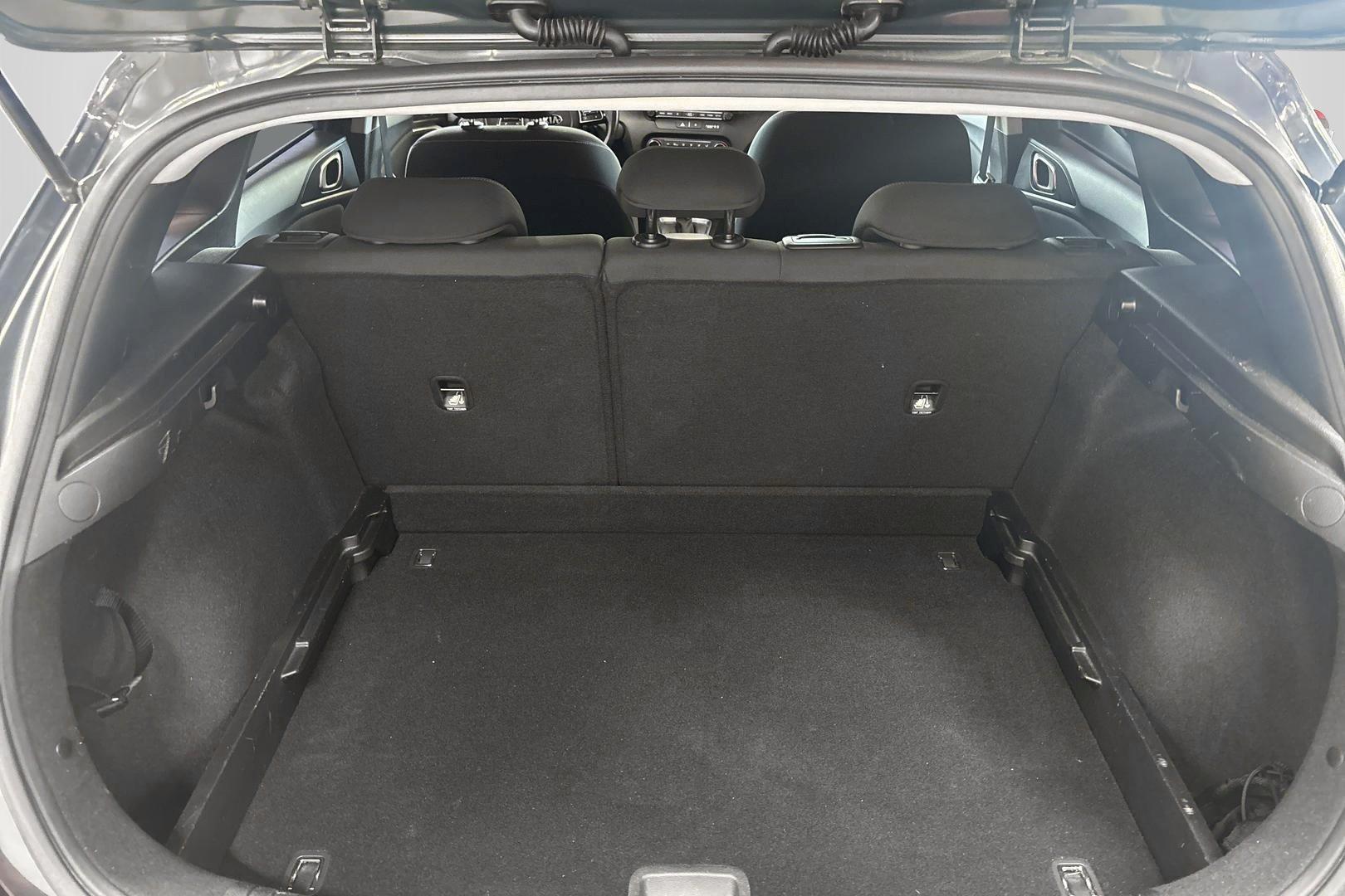KIA CEED 10