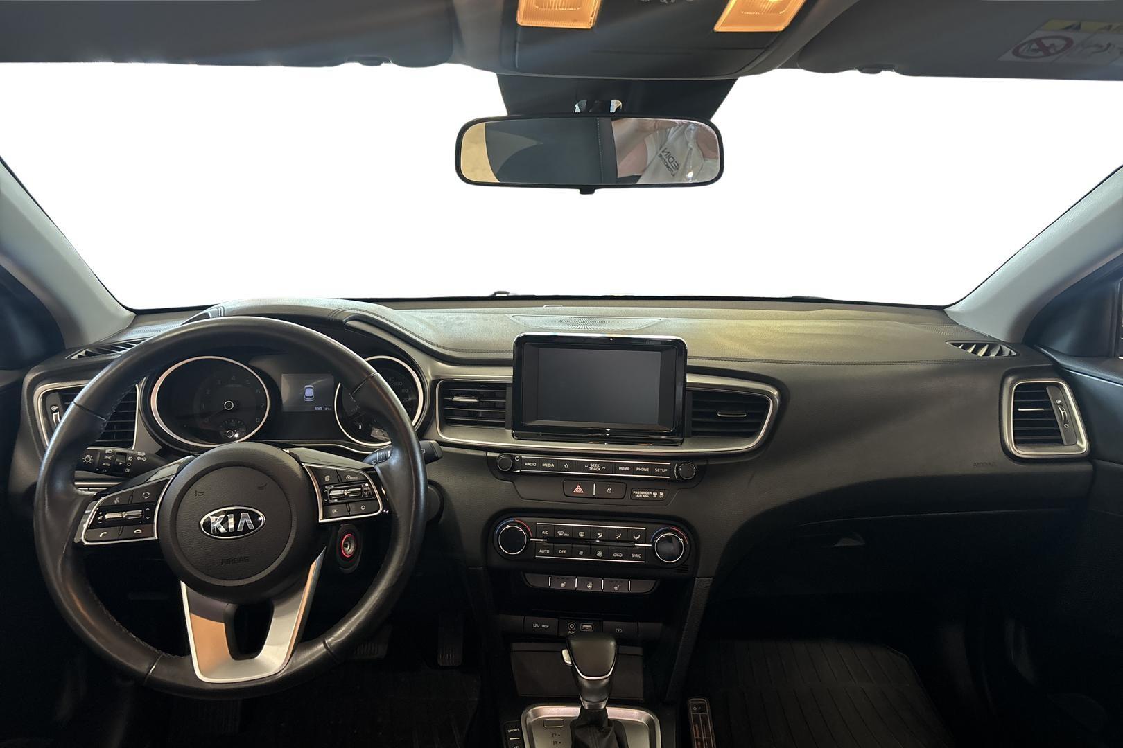 KIA CEED 8