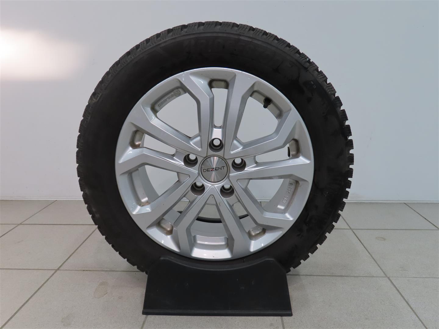 VOLKSWAGEN Golf Sportsvan 2015