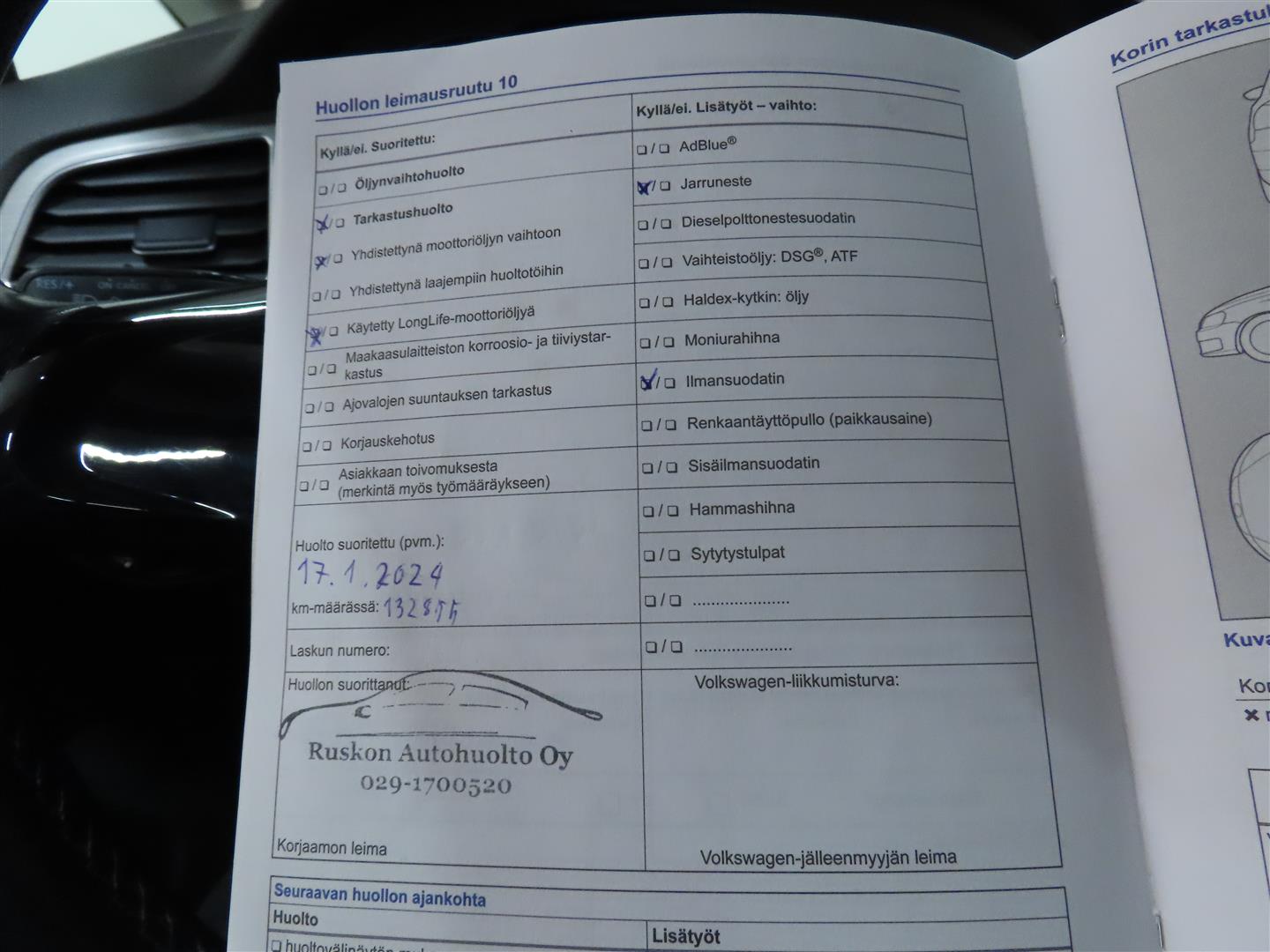 VOLKSWAGEN Golf Sportsvan 2015