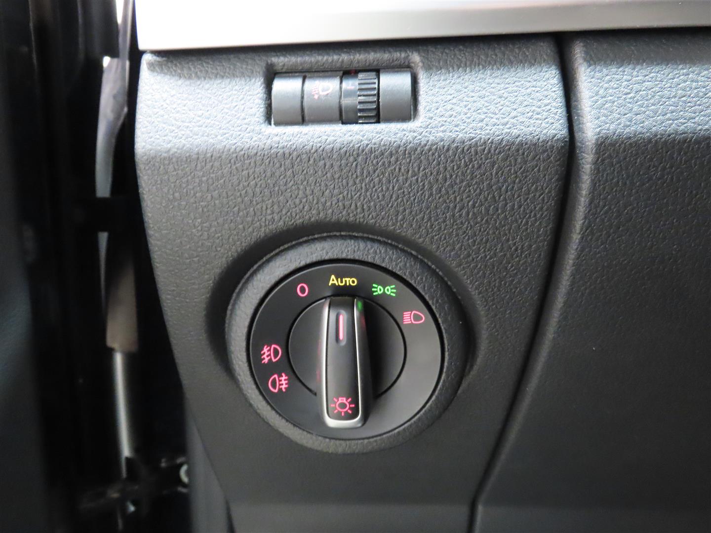 VOLKSWAGEN Amarok 2020