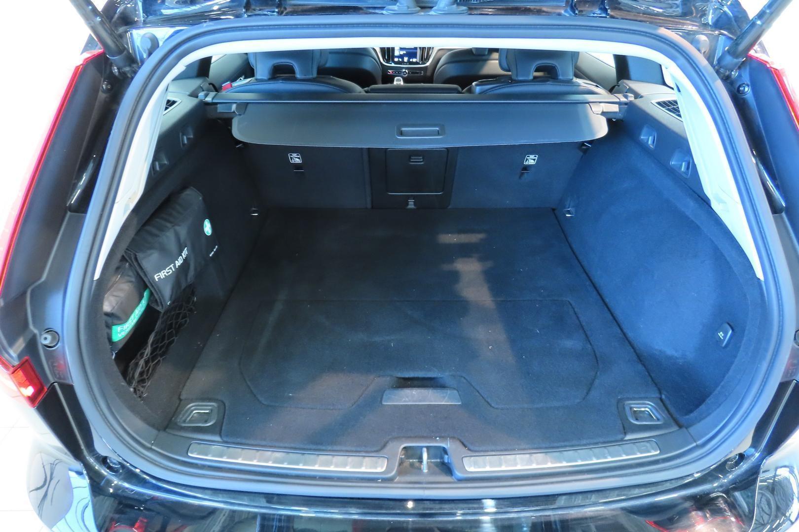 Volvo V60 2022