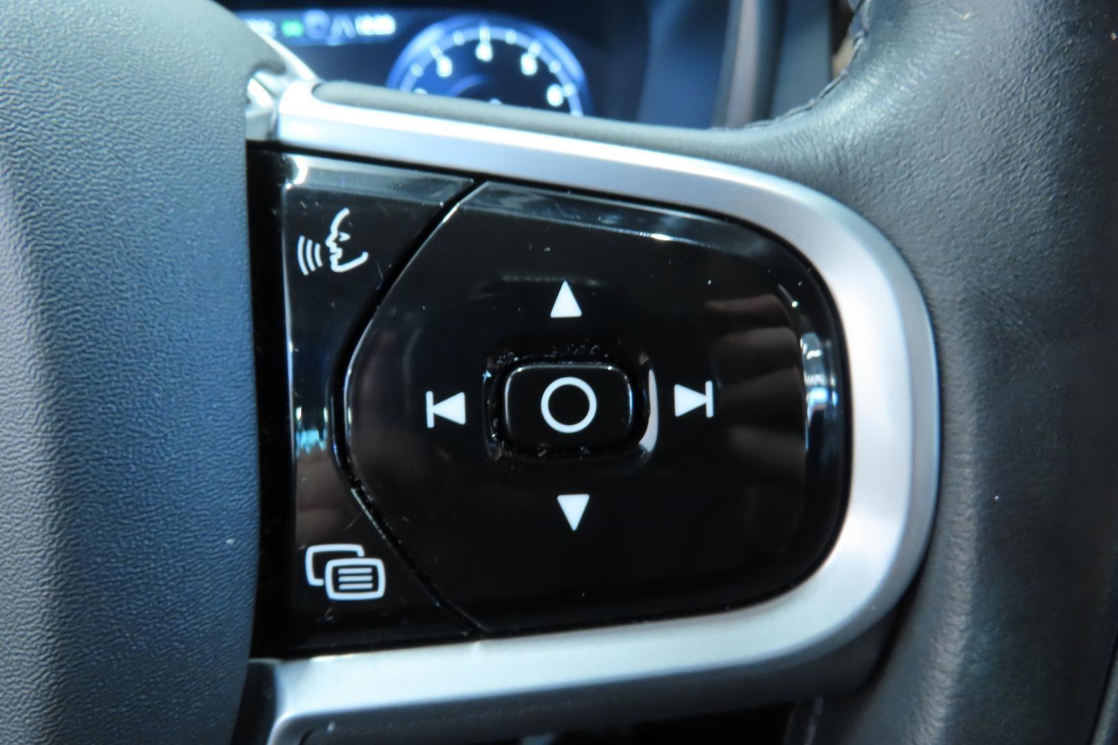 Volvo V60 2022