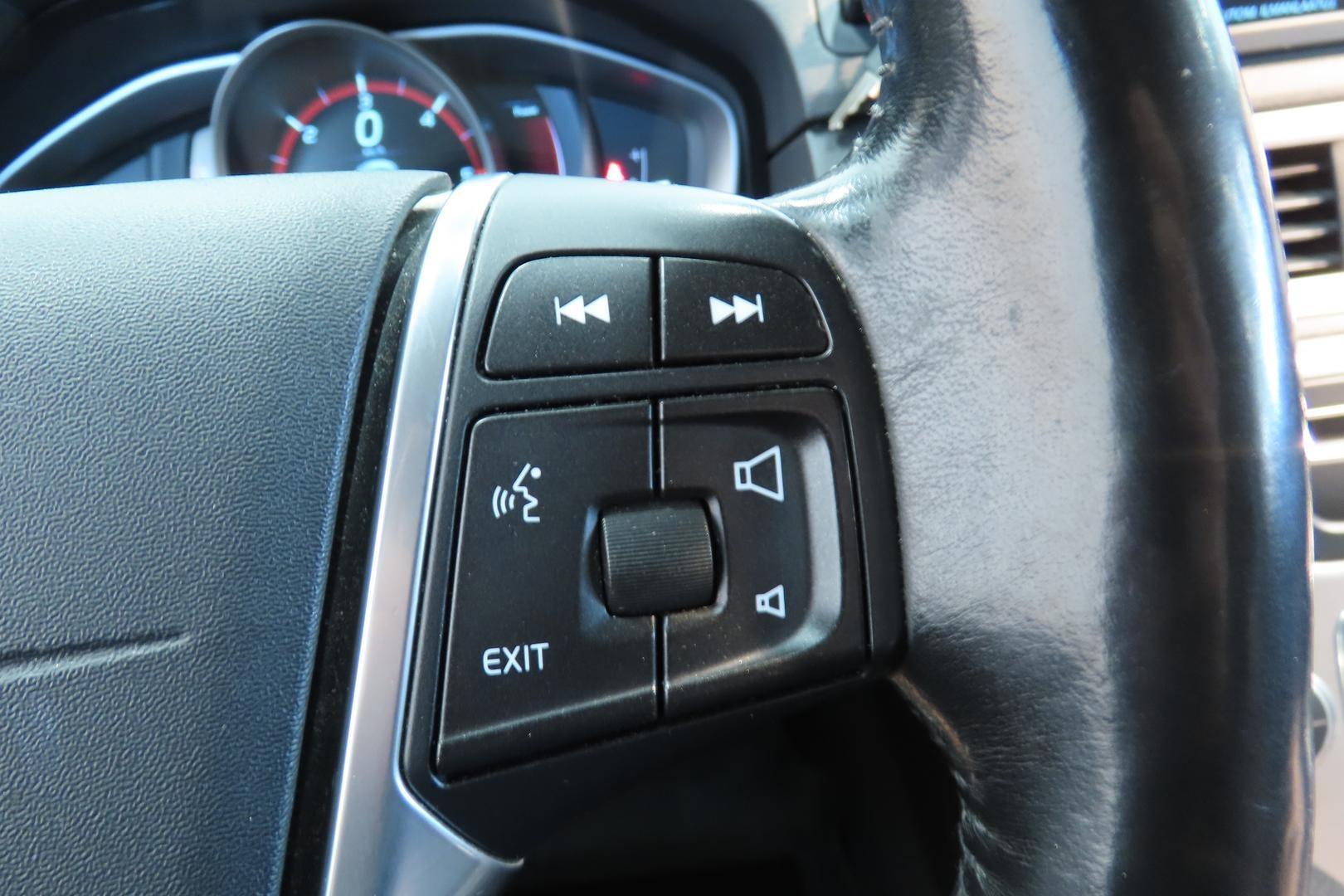 Volvo V70 2015
