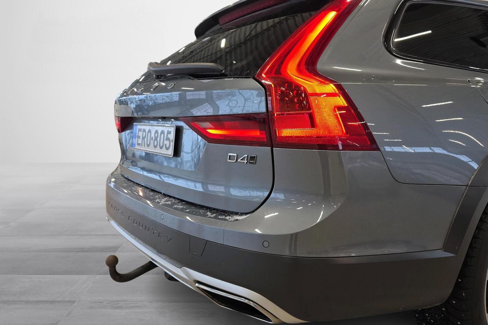 Volvo V90 Cross Country 2020