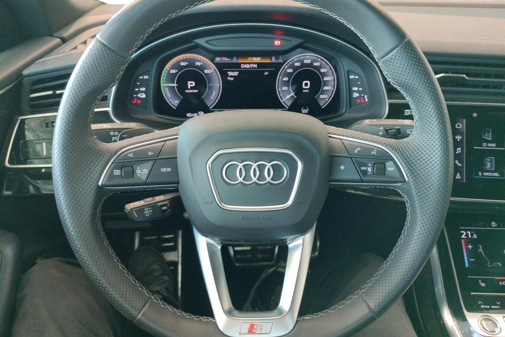 Audi Q8 2023