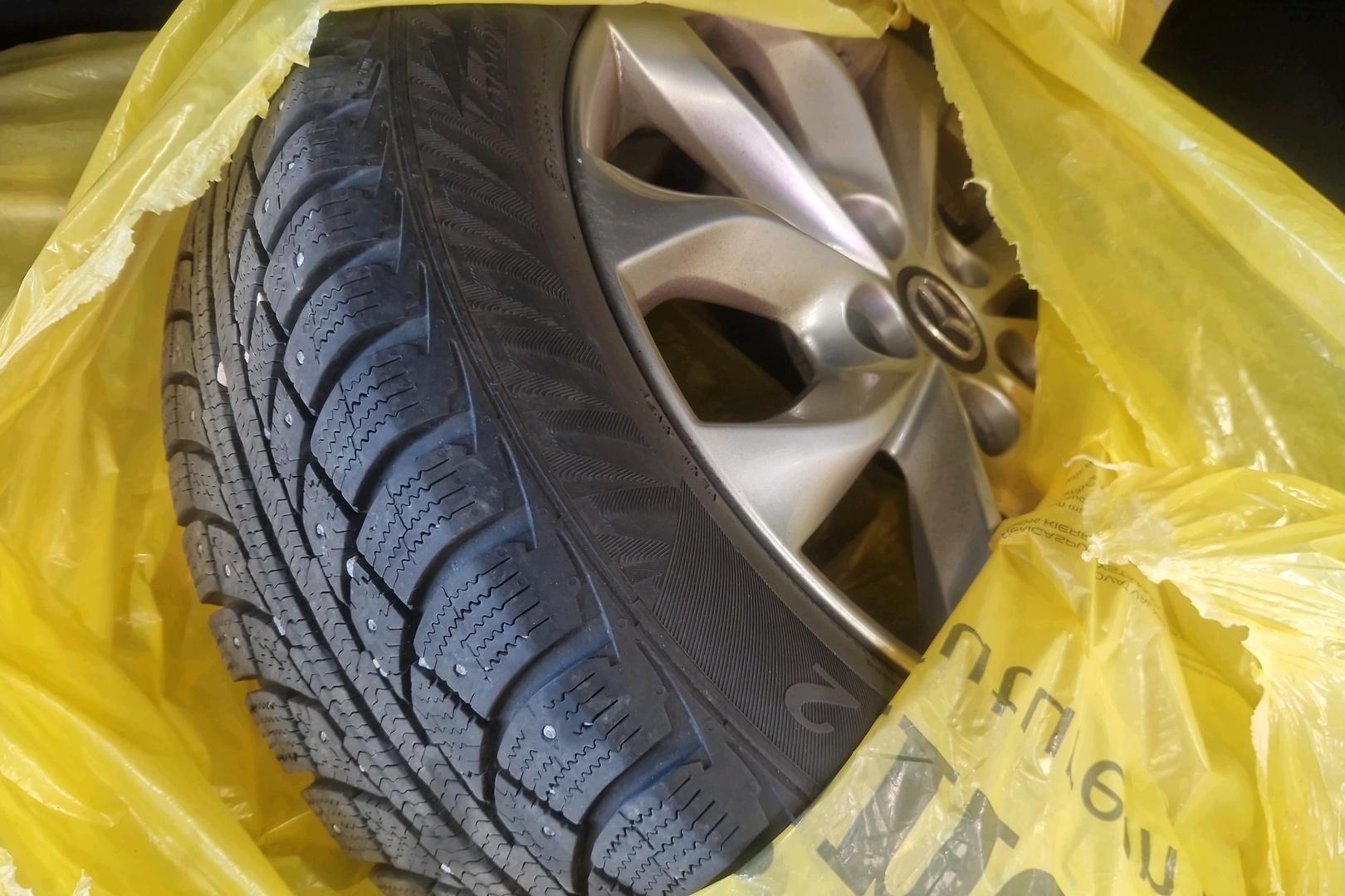 Mazda Mazda3 2015