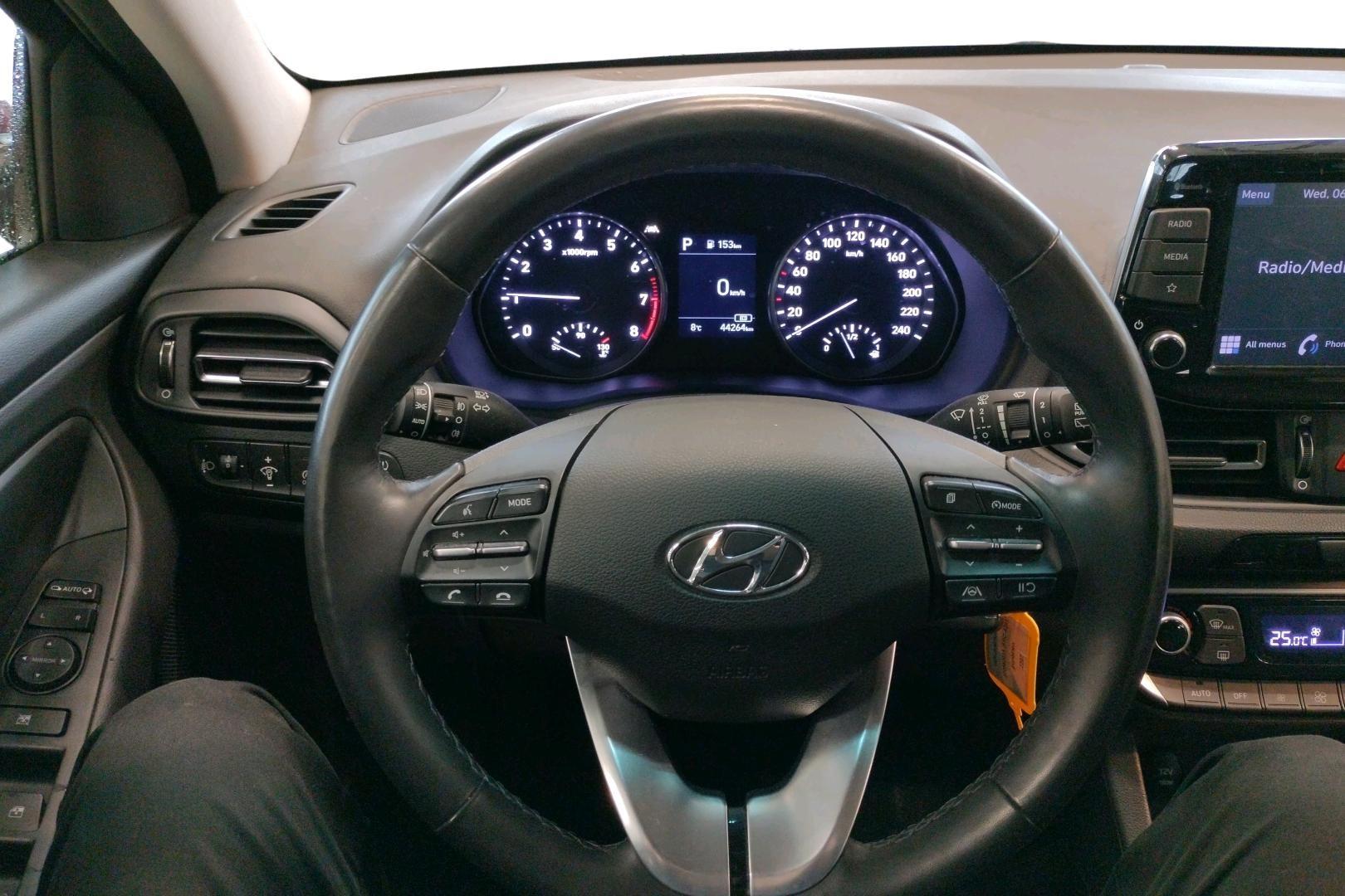 HYUNDAI i 30 2023