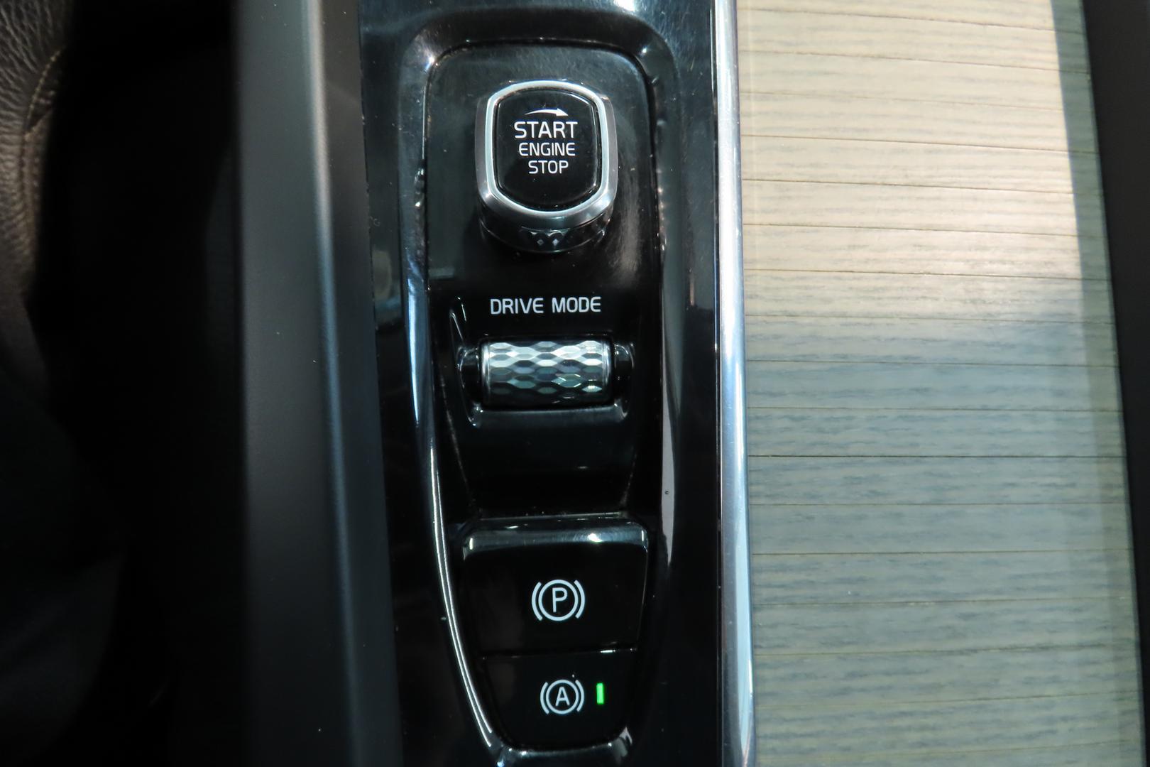 Volvo XC60 2021