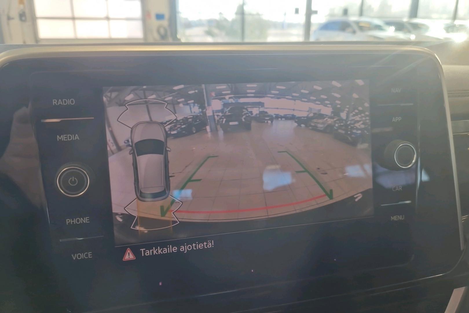 VOLKSWAGEN T-Roc 2024