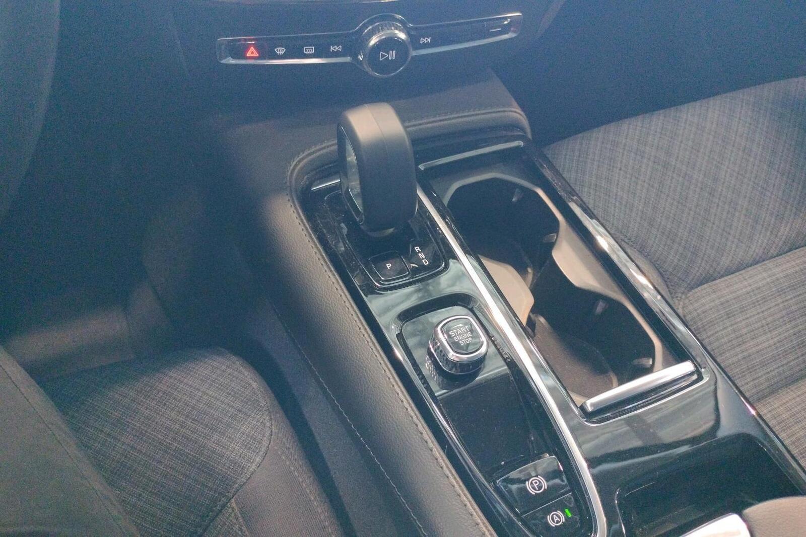 Volvo V60 2023
