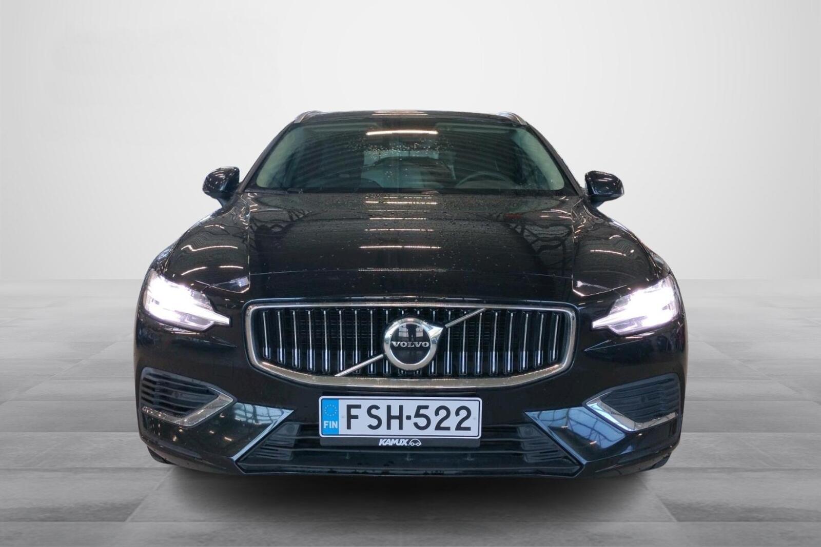 Volvo V60 2023